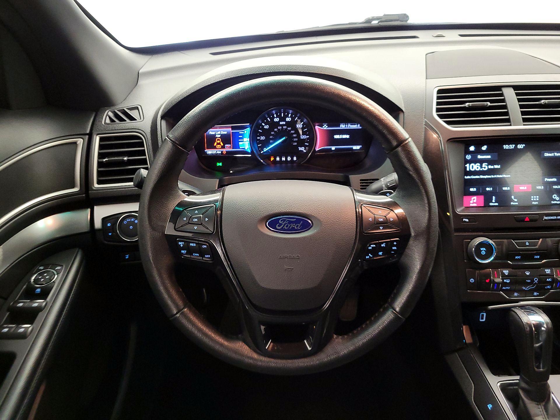 Thumbnail: 2017 Ford Explorer - 10