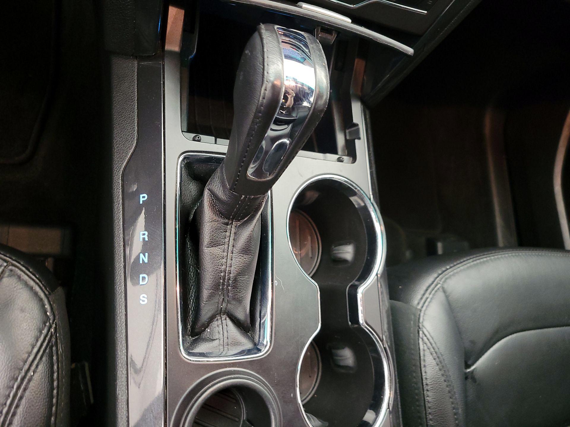 Thumbnail: 2017 Ford Explorer - 17