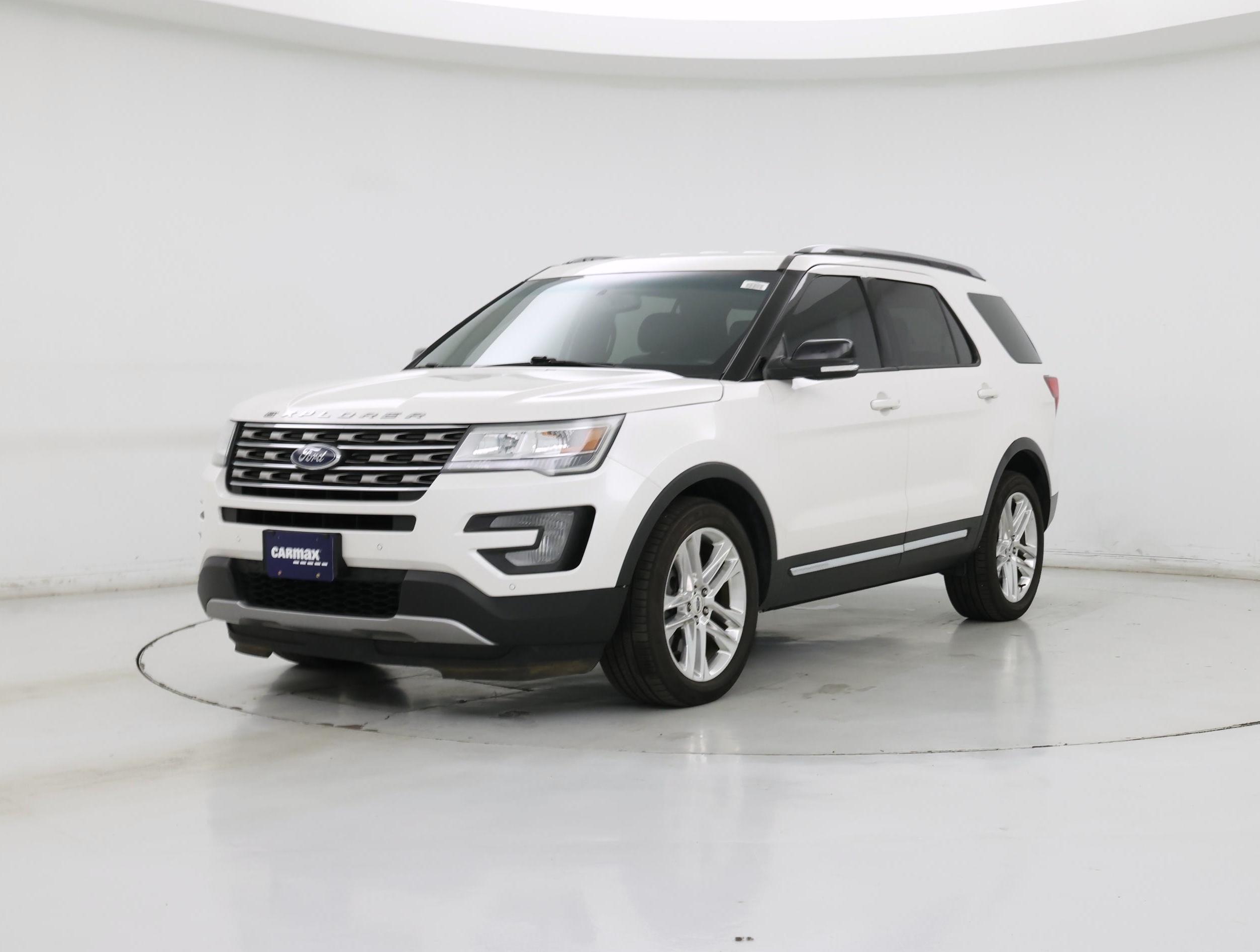 Thumbnail: 2017 Ford Explorer - 4