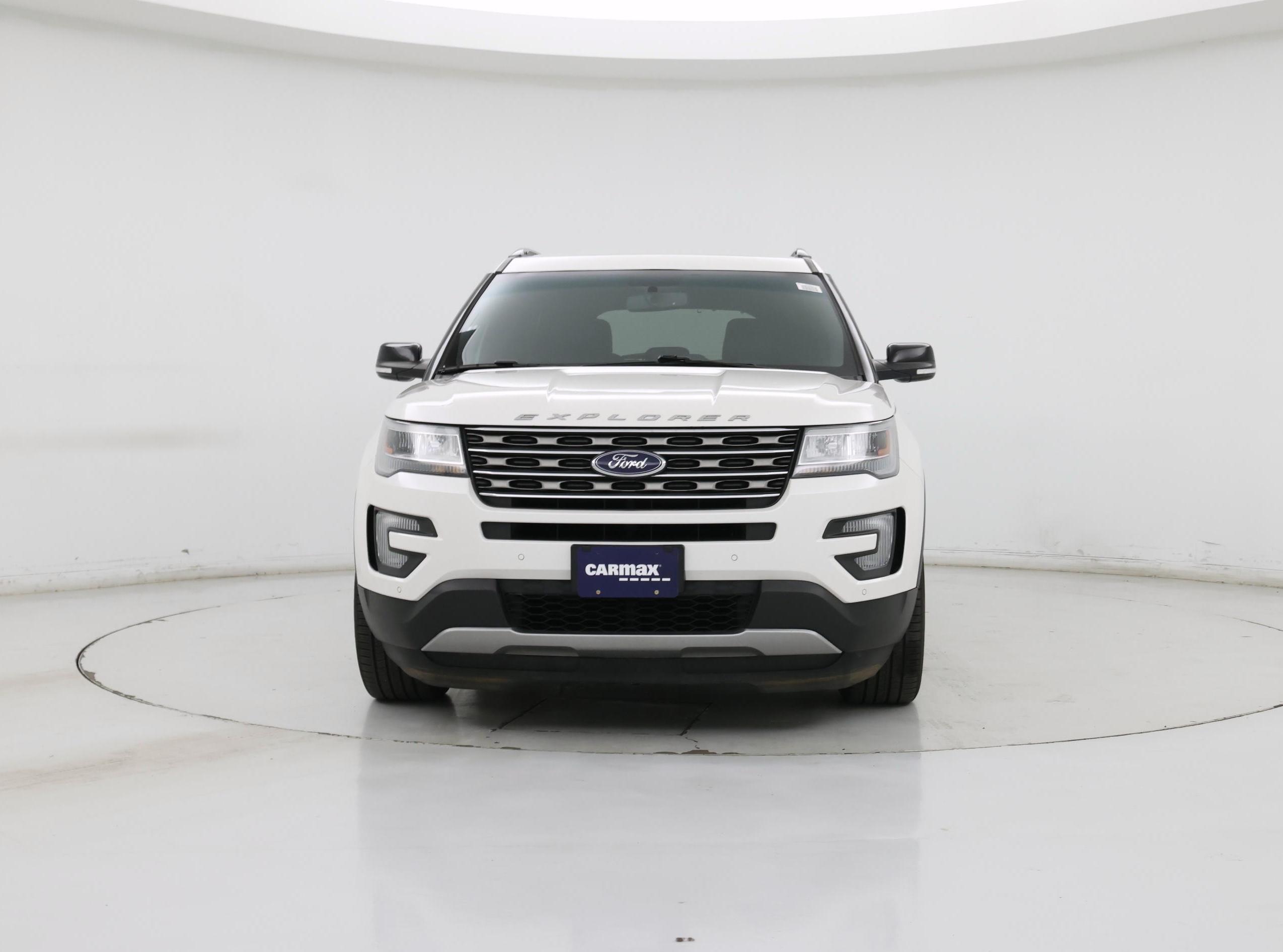 Thumbnail: 2017 Ford Explorer - 5