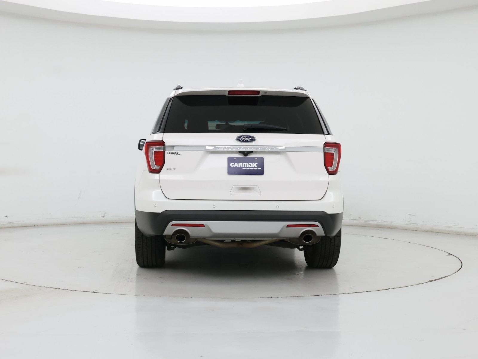 2017 Ford Explorer XLT - Photo 7