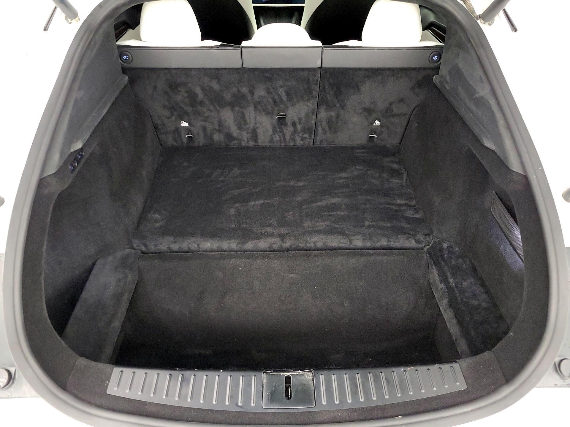 Thumbnail: 2021 Tesla Model S - 20