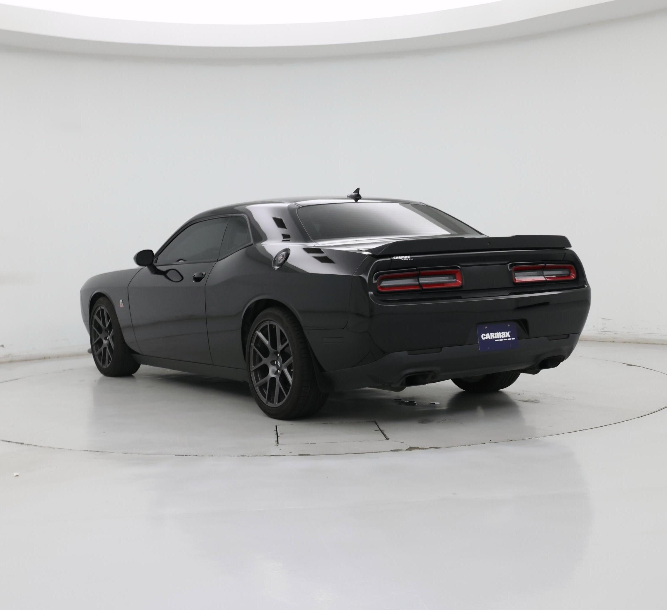 Thumbnail: 2019 Dodge Challenger - 2