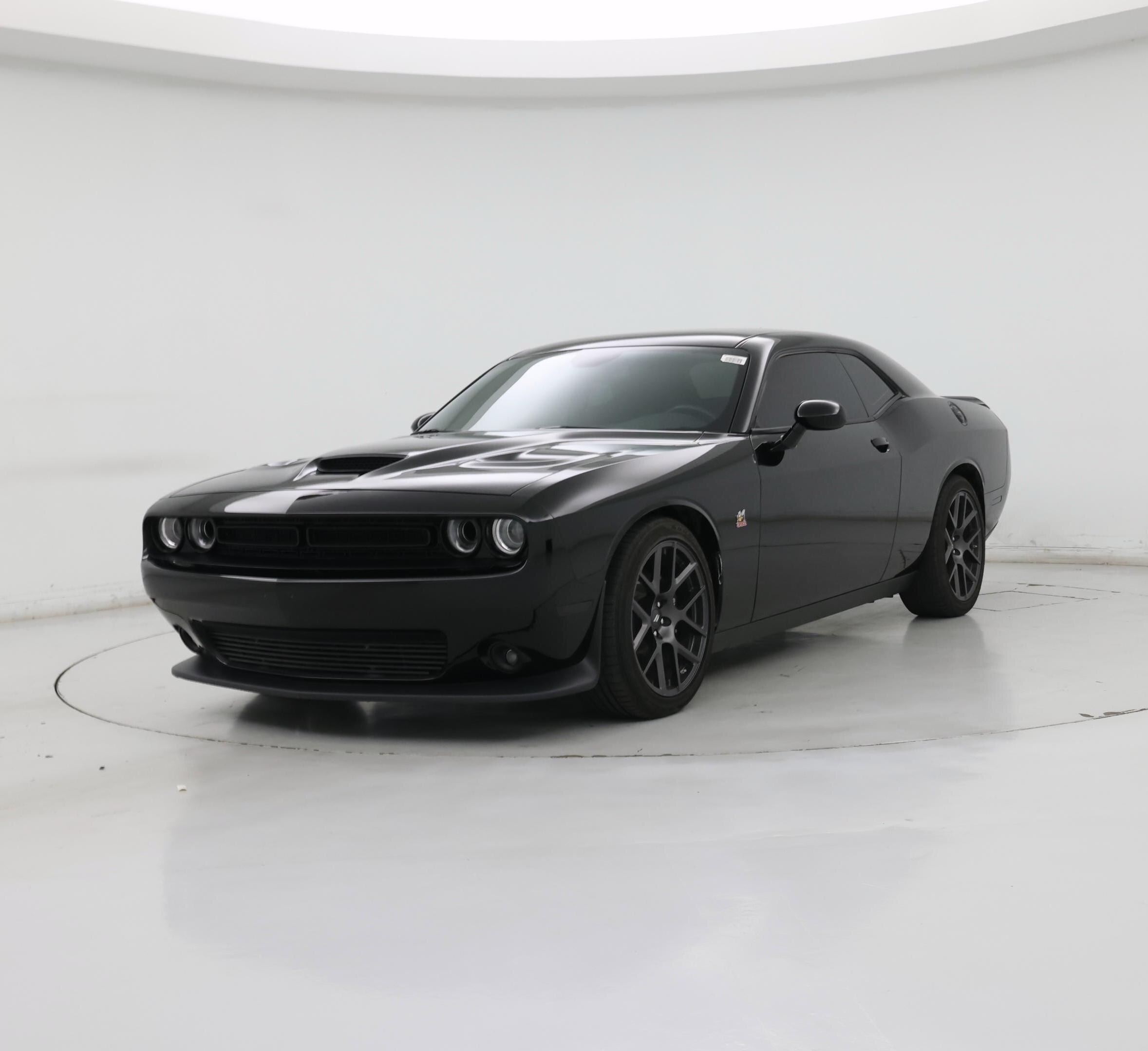 Thumbnail: 2019 Dodge Challenger - 4