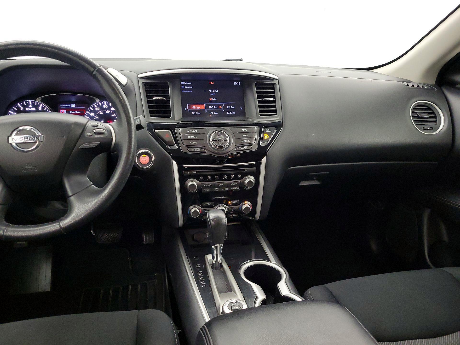 Thumbnail: 2019 Nissan Pathfinder - 9