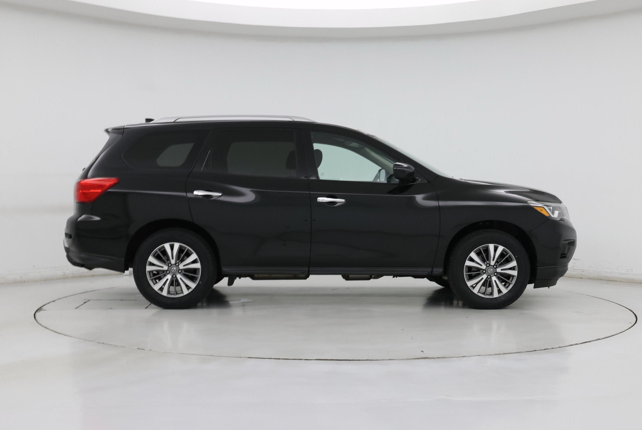 Thumbnail: 2019 Nissan Pathfinder - 7