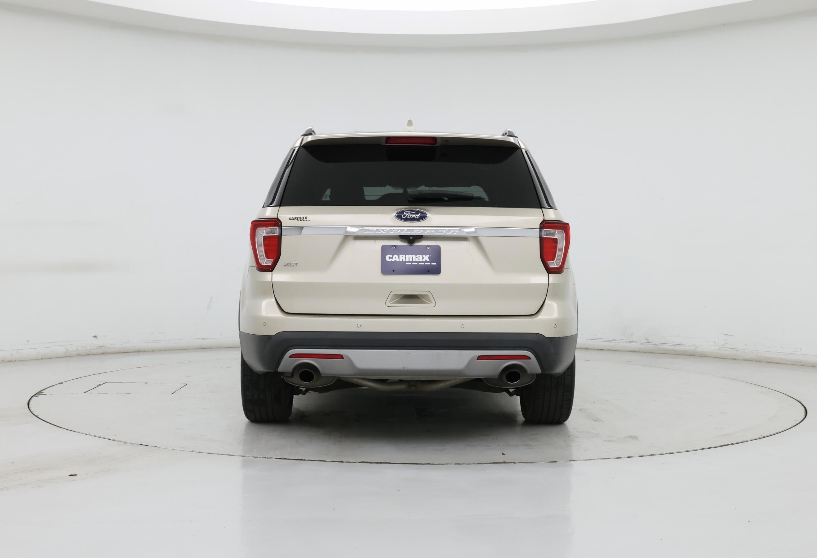Thumbnail: 2017 Ford Explorer - 6