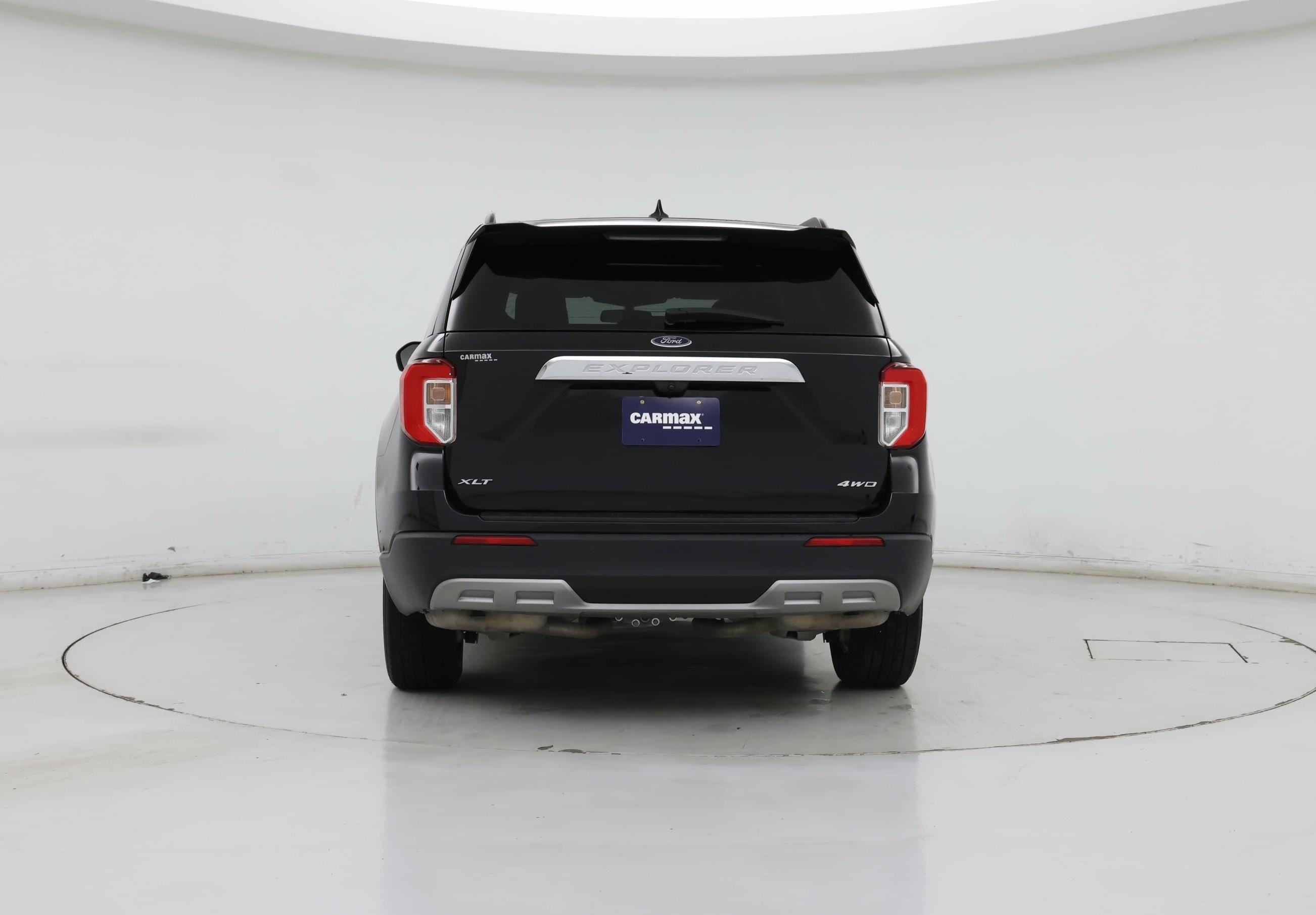 Thumbnail: 2022 Ford Explorer - 6