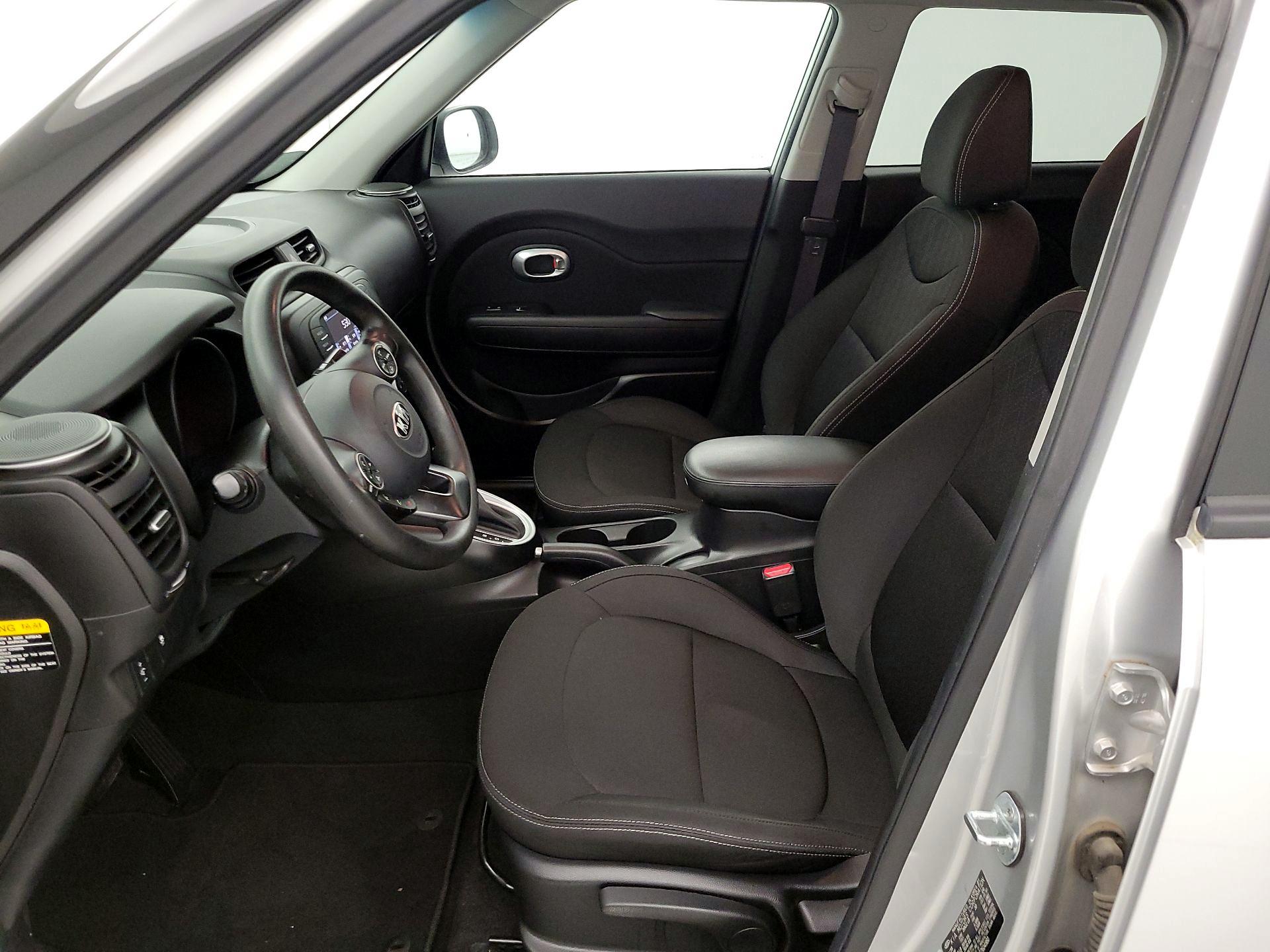 Thumbnail: 2018 Kia Soul - 11