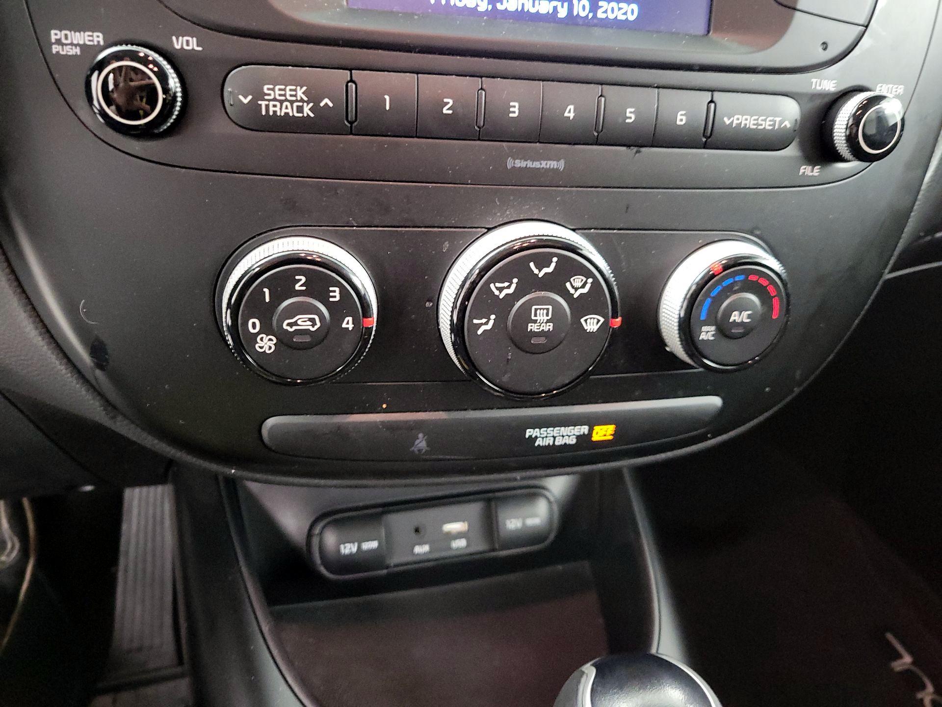 Thumbnail: 2018 Kia Soul - 15