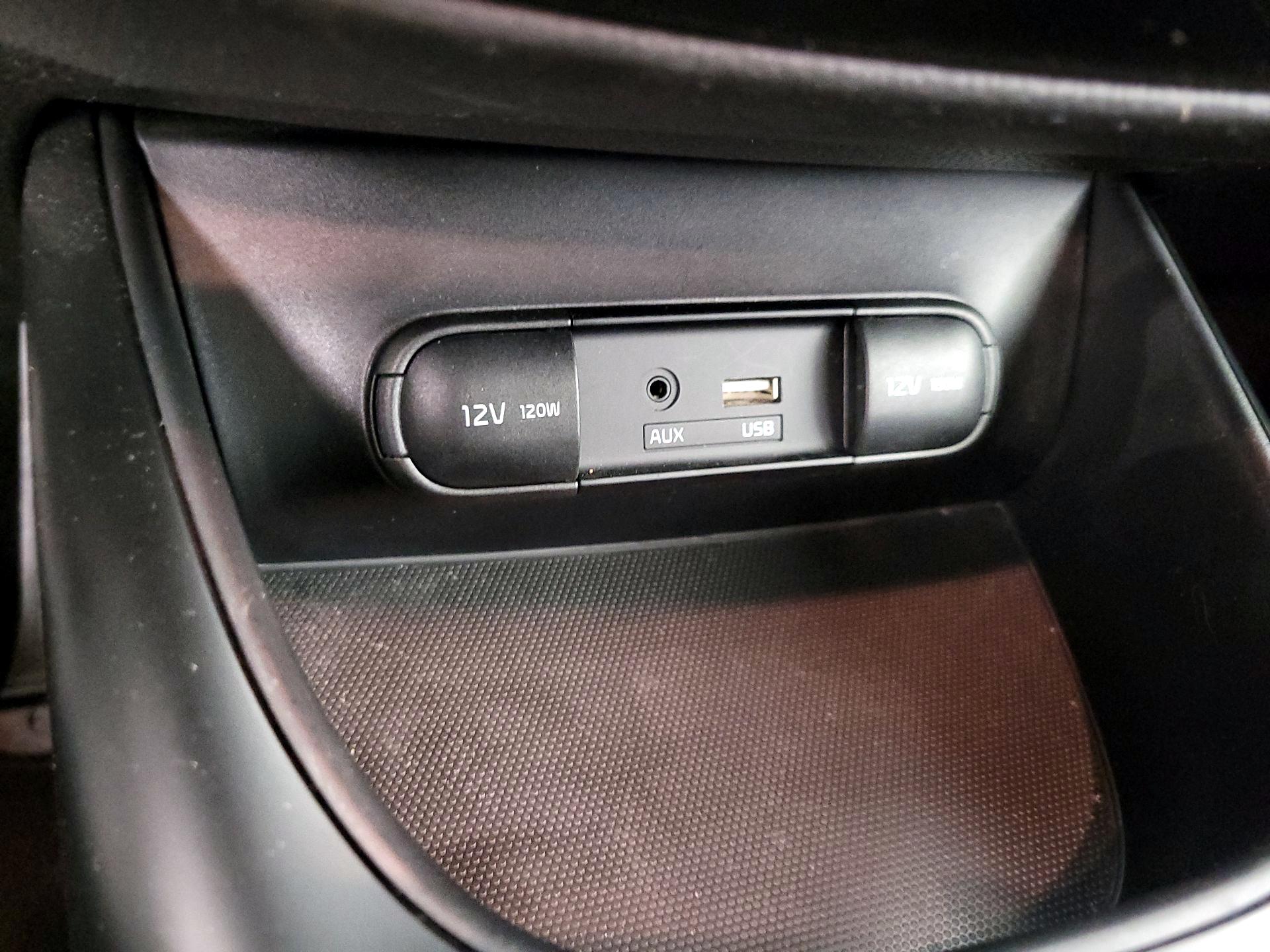Thumbnail: 2018 Kia Soul - 17