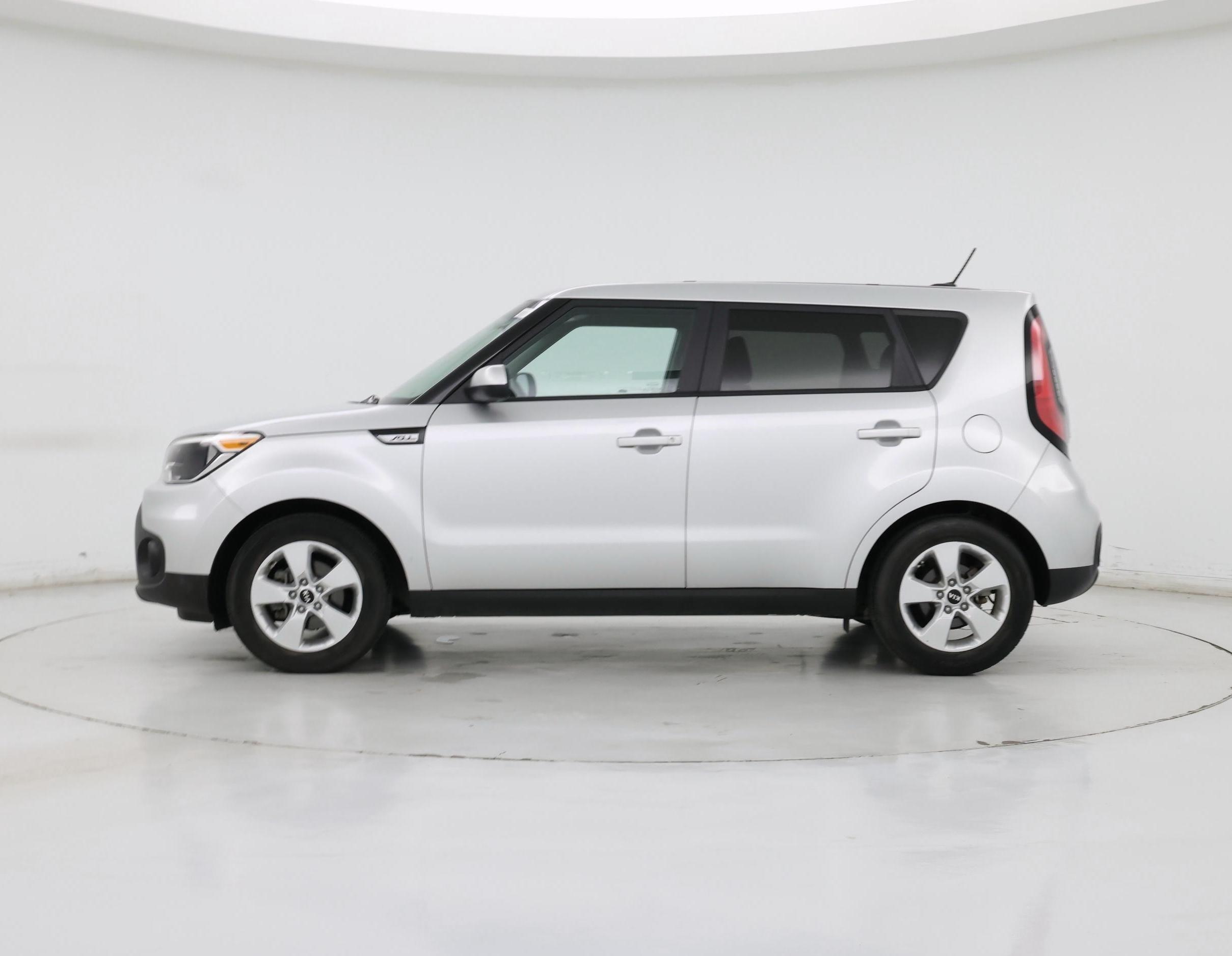 Thumbnail: 2018 Kia Soul - 3