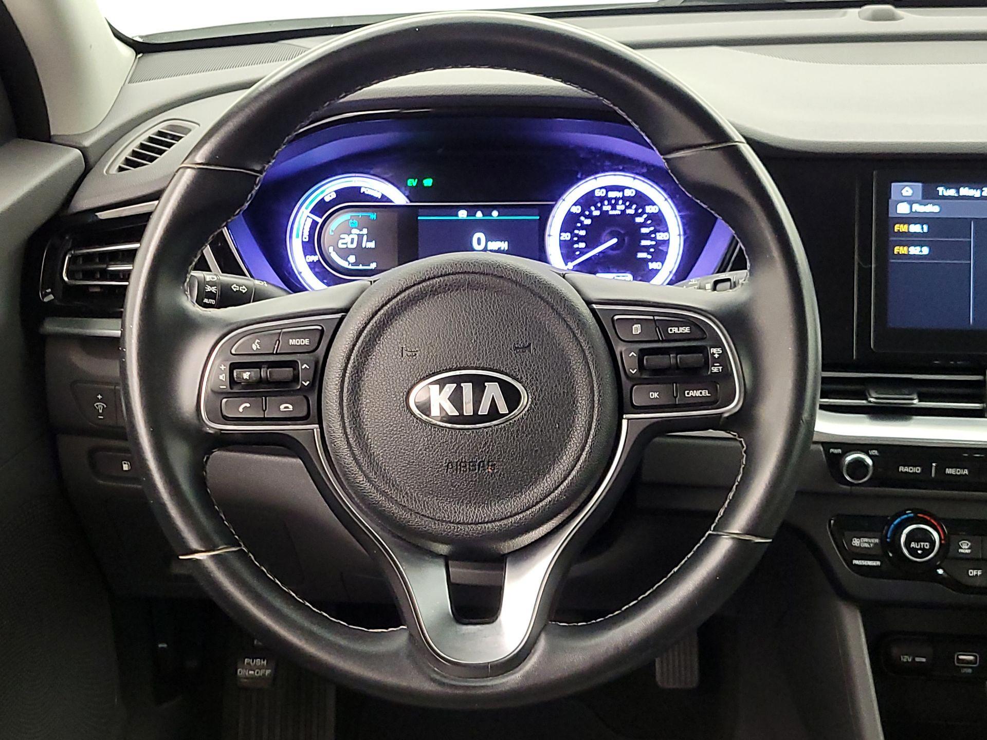 Thumbnail: 2021 Kia Niro - 10