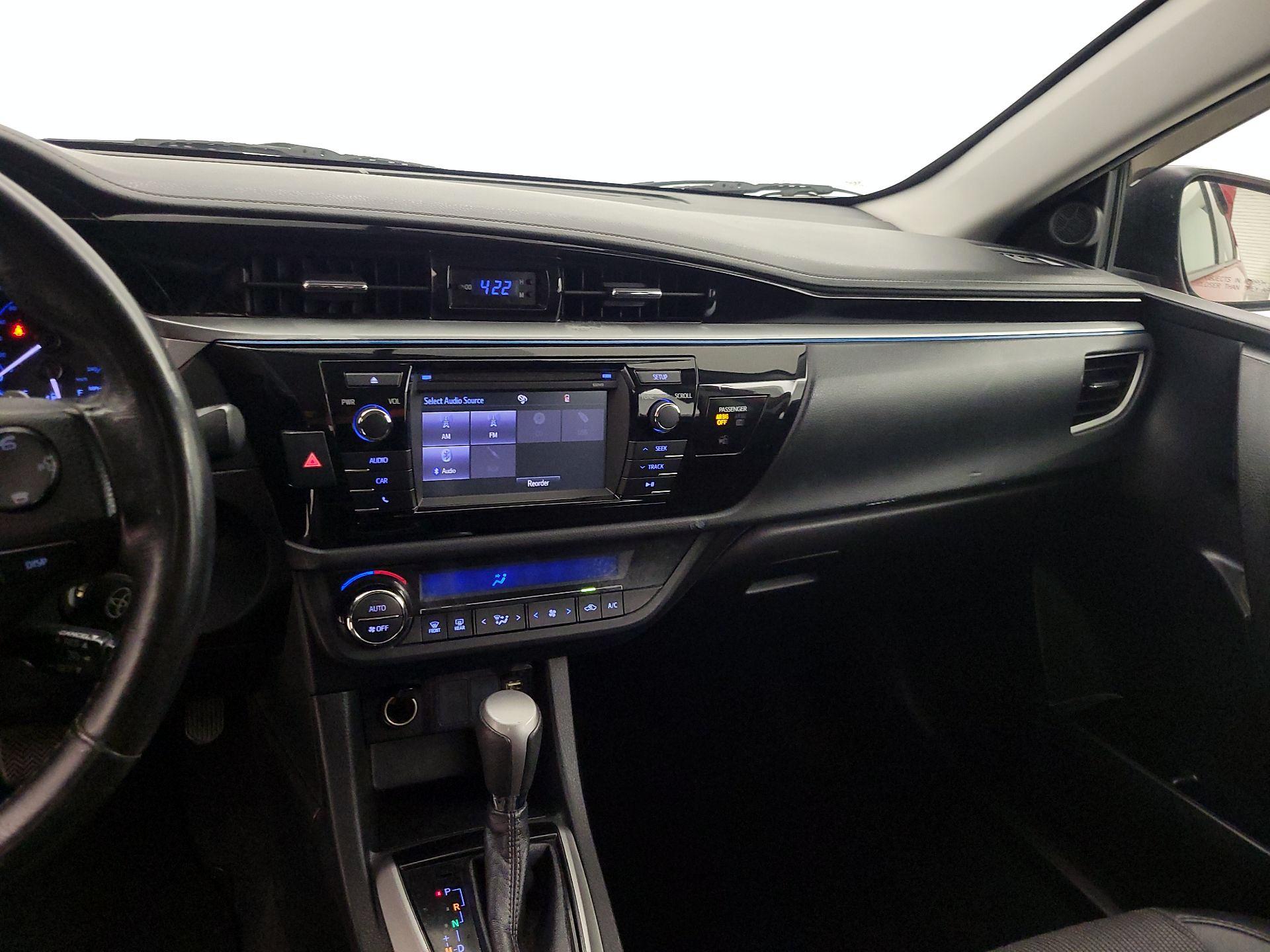 Thumbnail: 2016 Toyota Corolla - 9