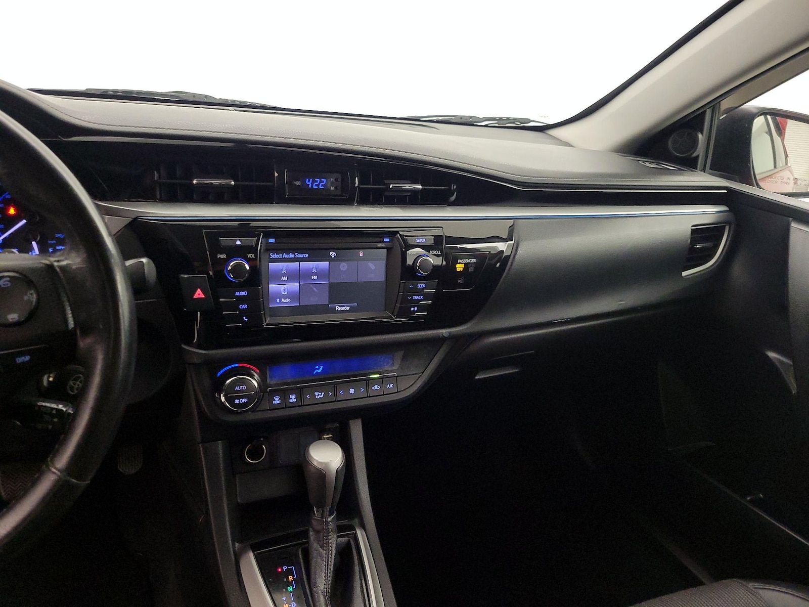 2016 Toyota Corolla S - Photo 10