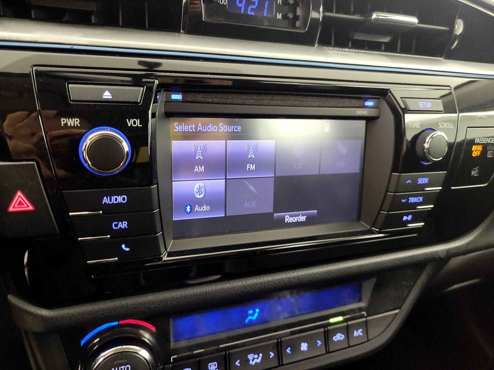 2016 Toyota Corolla S - Photo 16