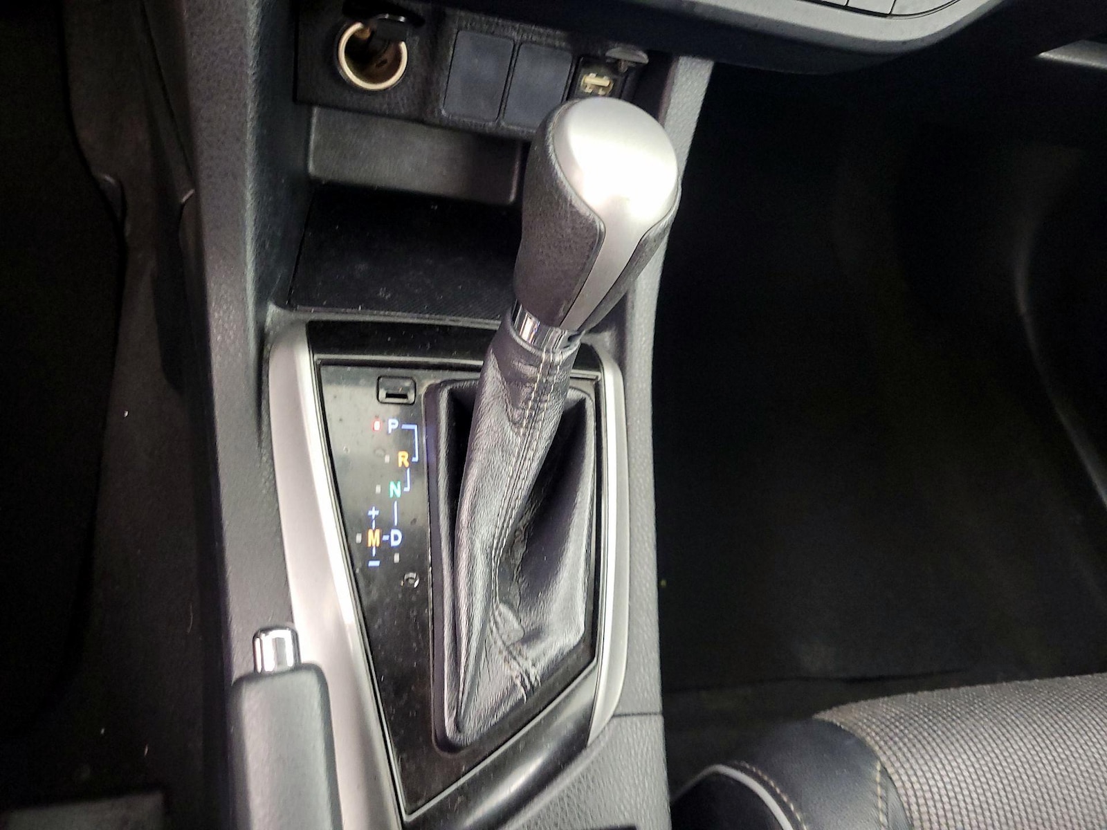 2016 Toyota Corolla S - Photo 18