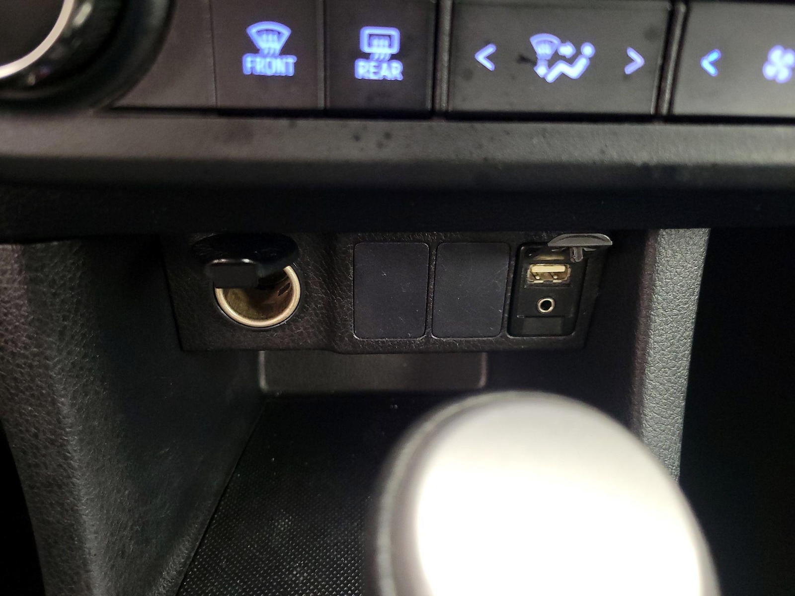 2016 Toyota Corolla S - Photo 19