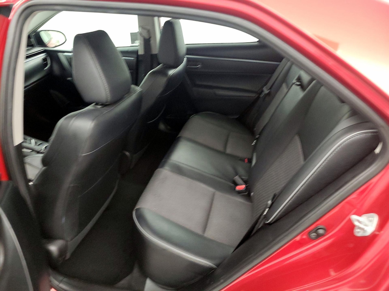 2016 Toyota Corolla S - Photo 20