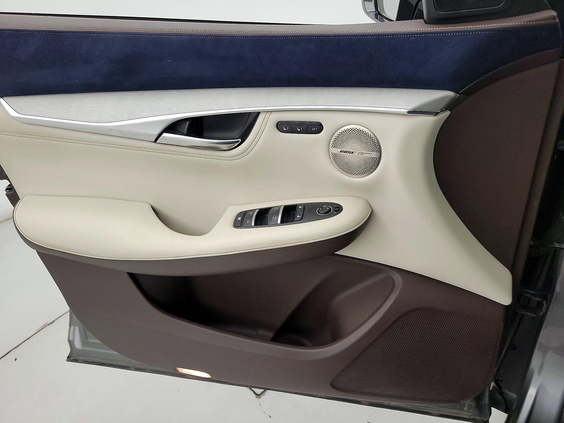 Thumbnail: 2019 INFINITI QX50 - 12