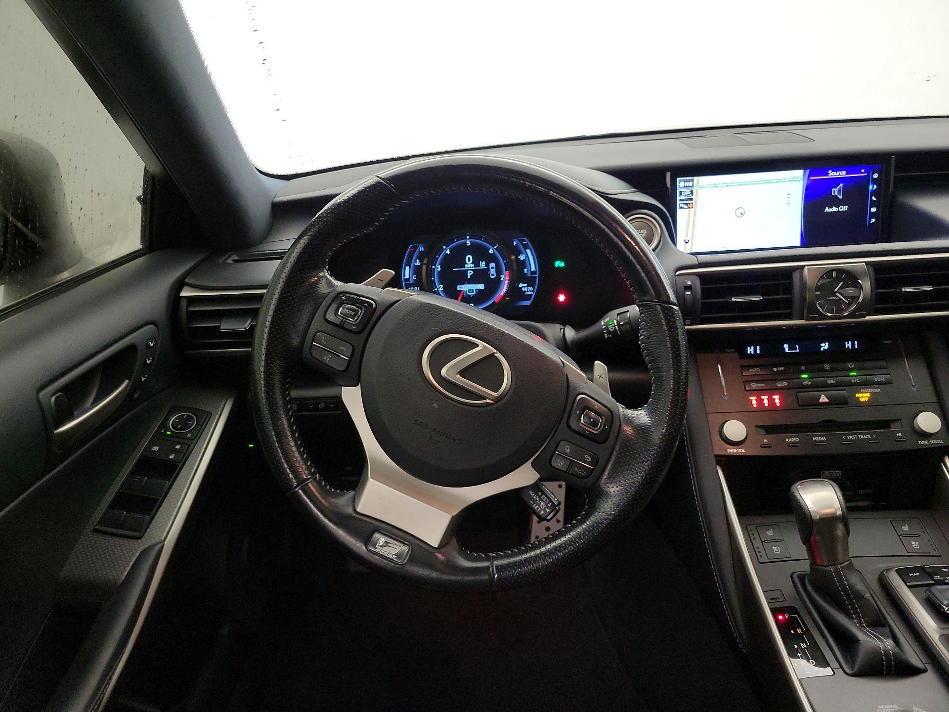 Thumbnail: 2018 Lexus IS - 10