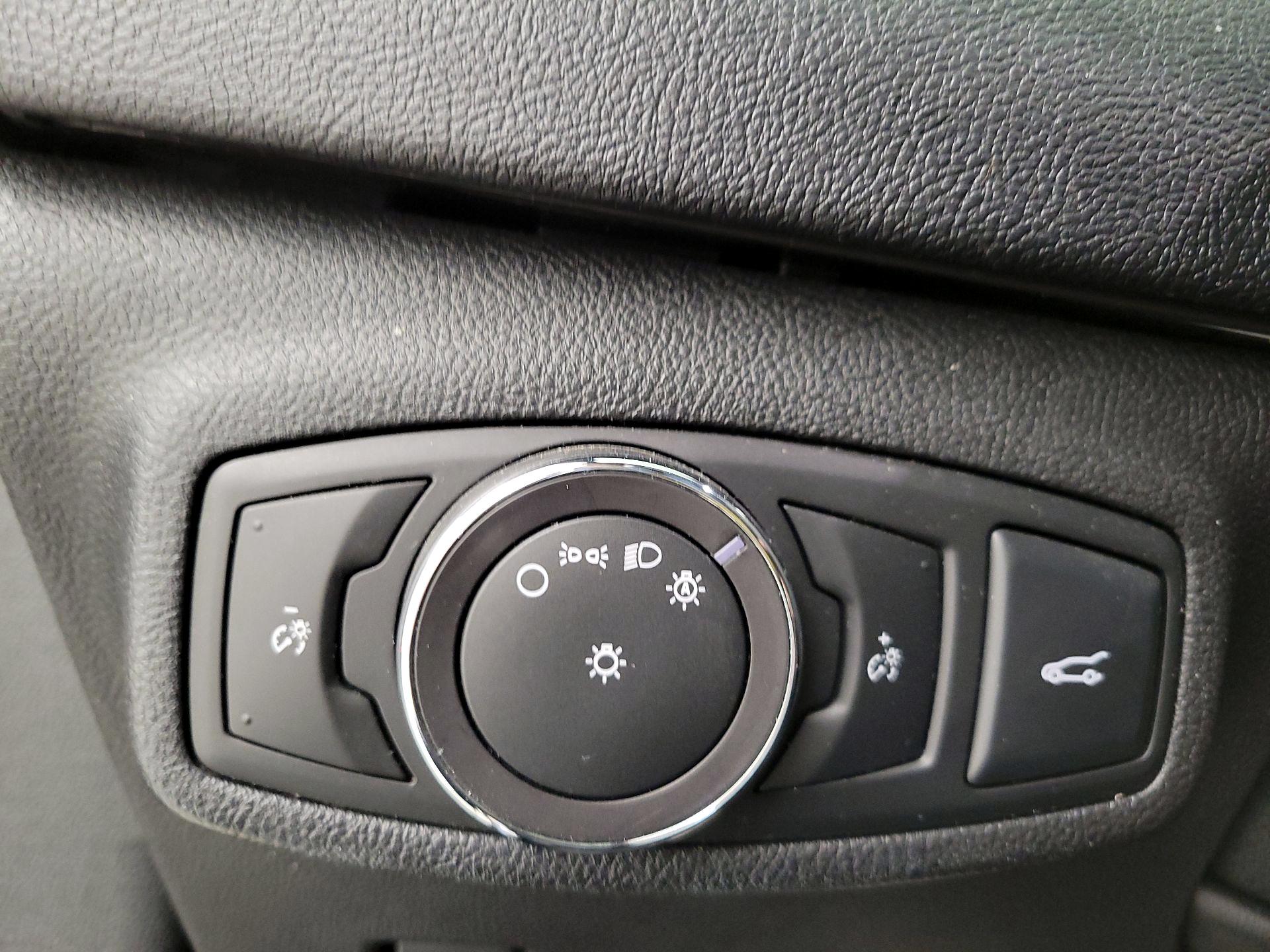 Thumbnail: 2018 Lincoln MKC - 13
