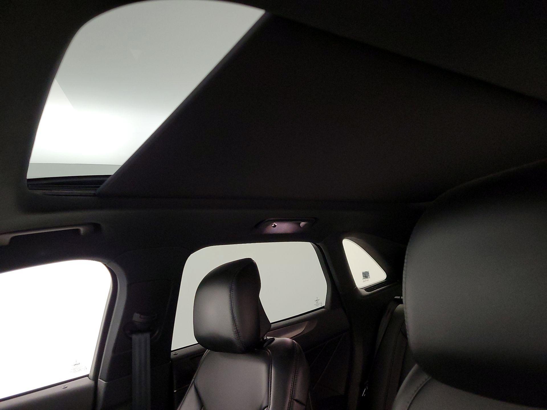 Thumbnail: 2018 Lincoln MKC - 19