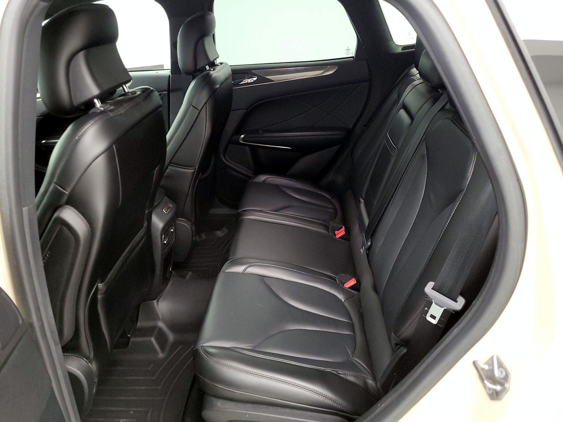 Thumbnail: 2018 Lincoln MKC - 20