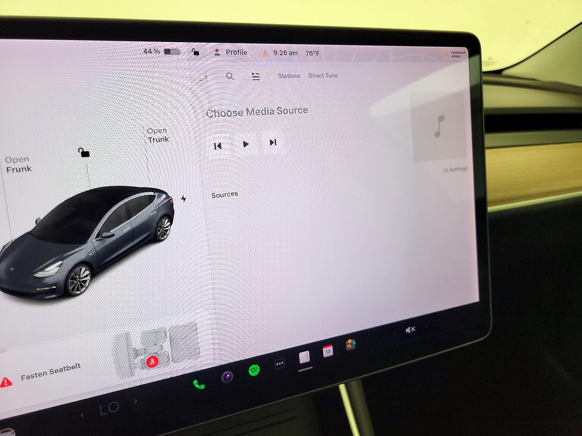 Thumbnail: 2019 Tesla Model 3 - 15