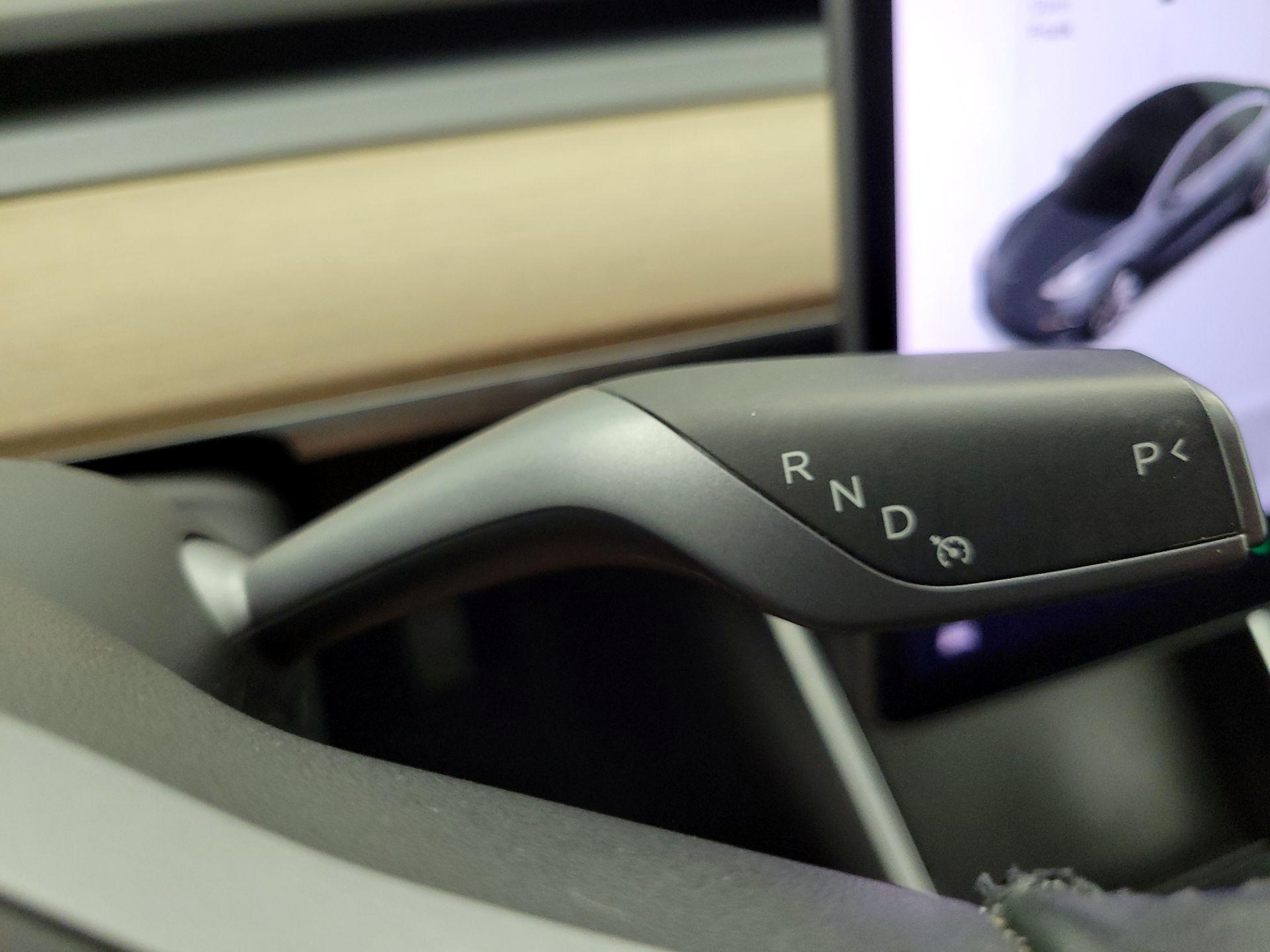 Thumbnail: 2019 Tesla Model 3 - 17