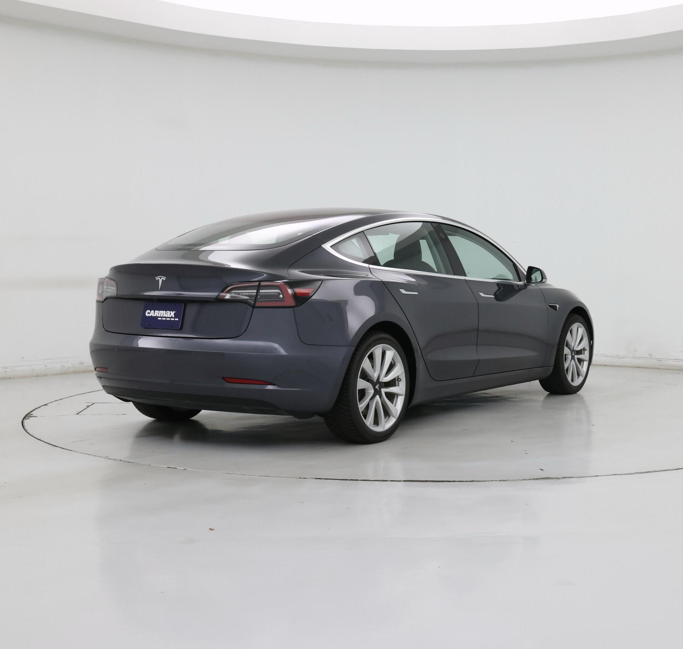 Thumbnail: 2019 Tesla Model 3 - 8