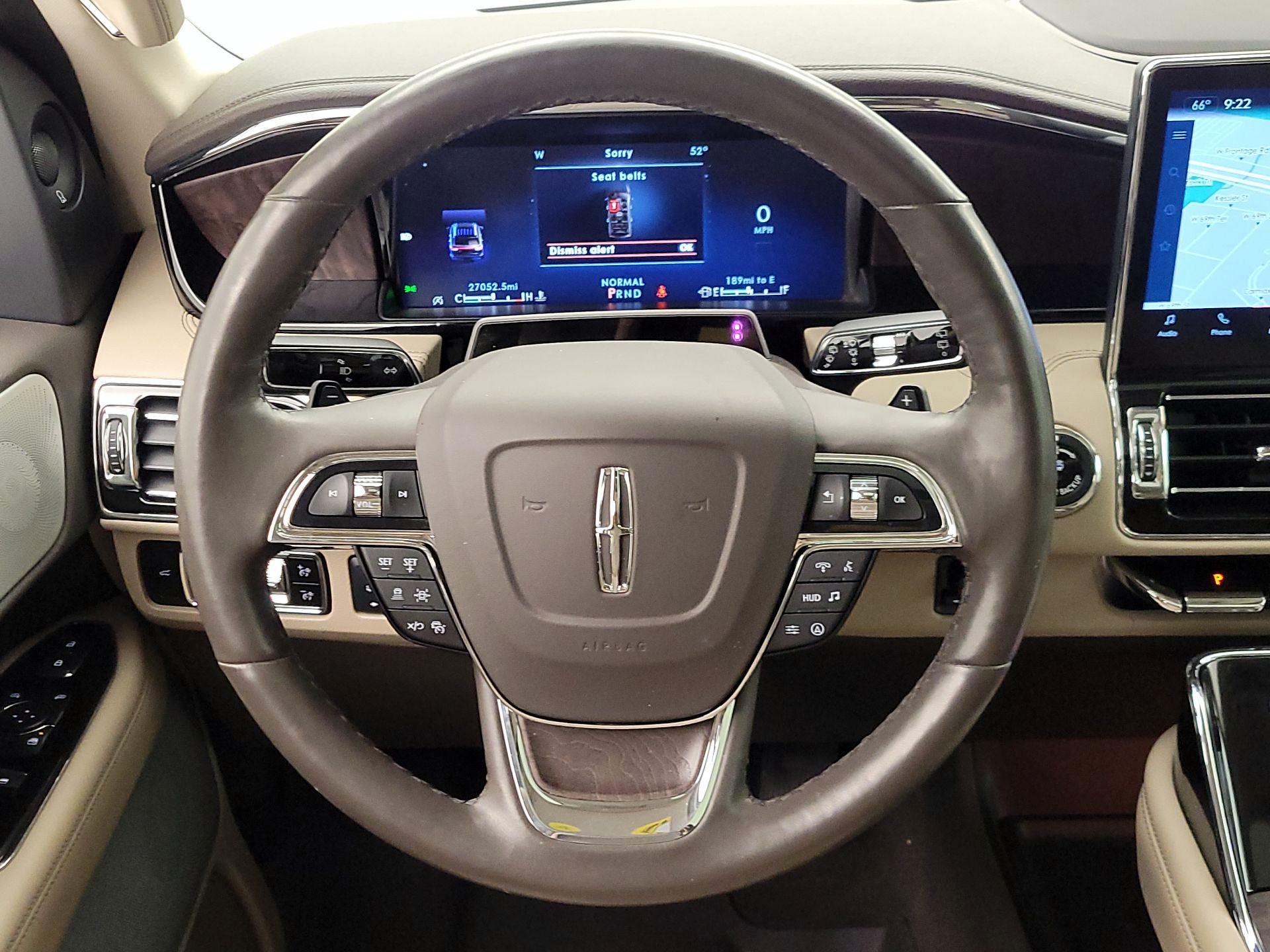 Thumbnail: 2024 Lincoln Navigator - 10