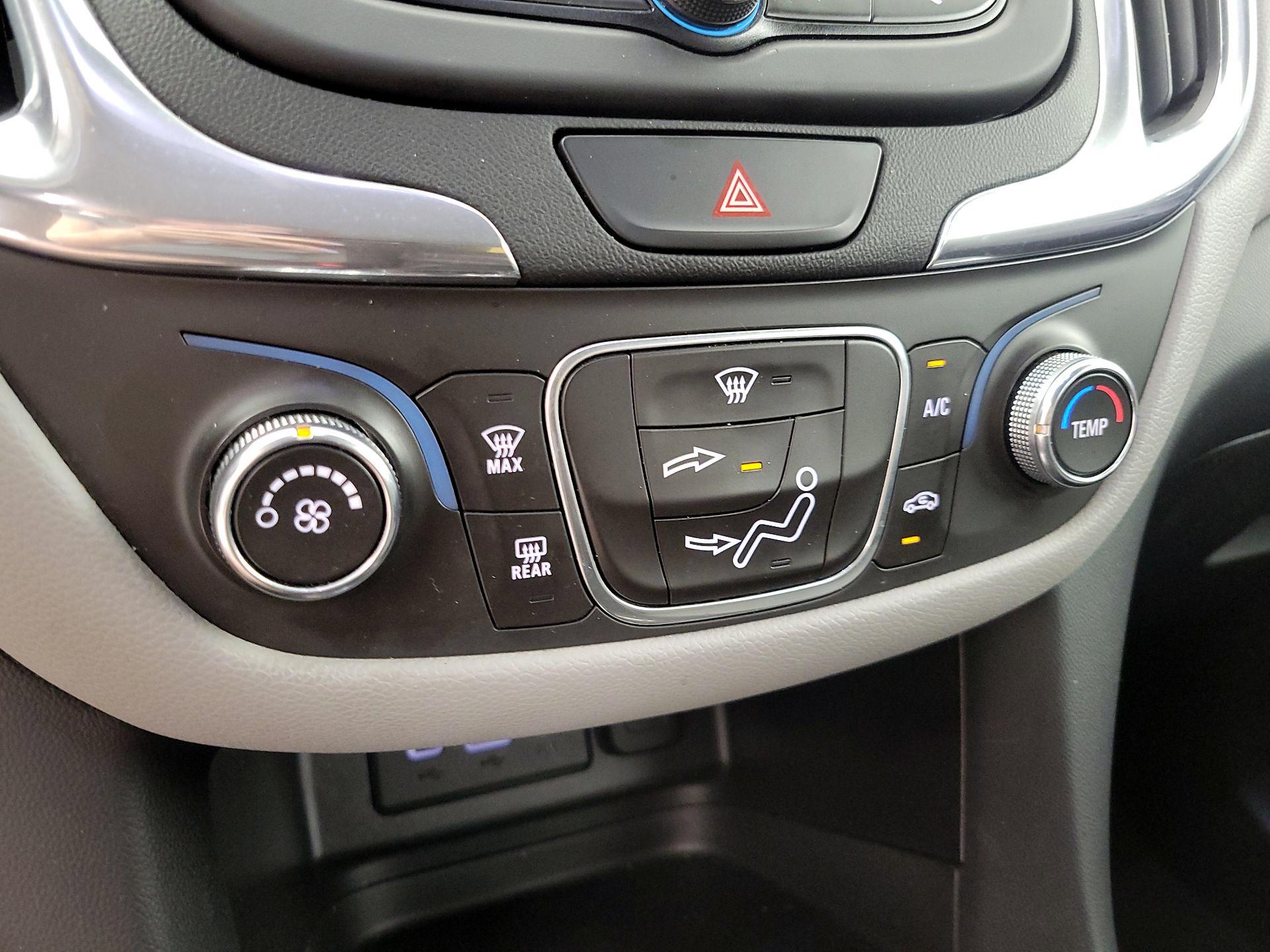 Thumbnail: 2019 Chevrolet Equinox - 16