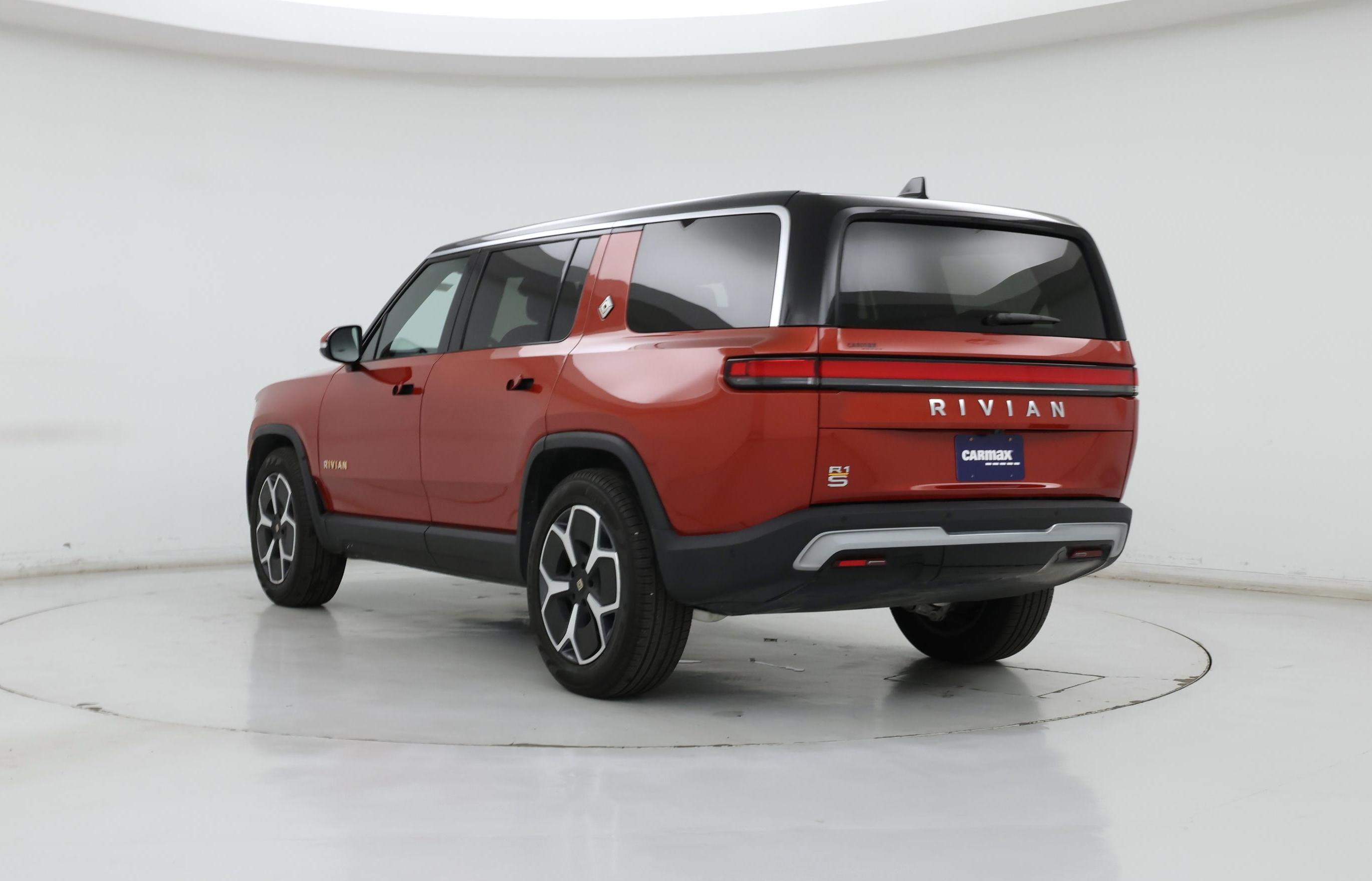 Thumbnail: 2024 Rivian R1S - 2