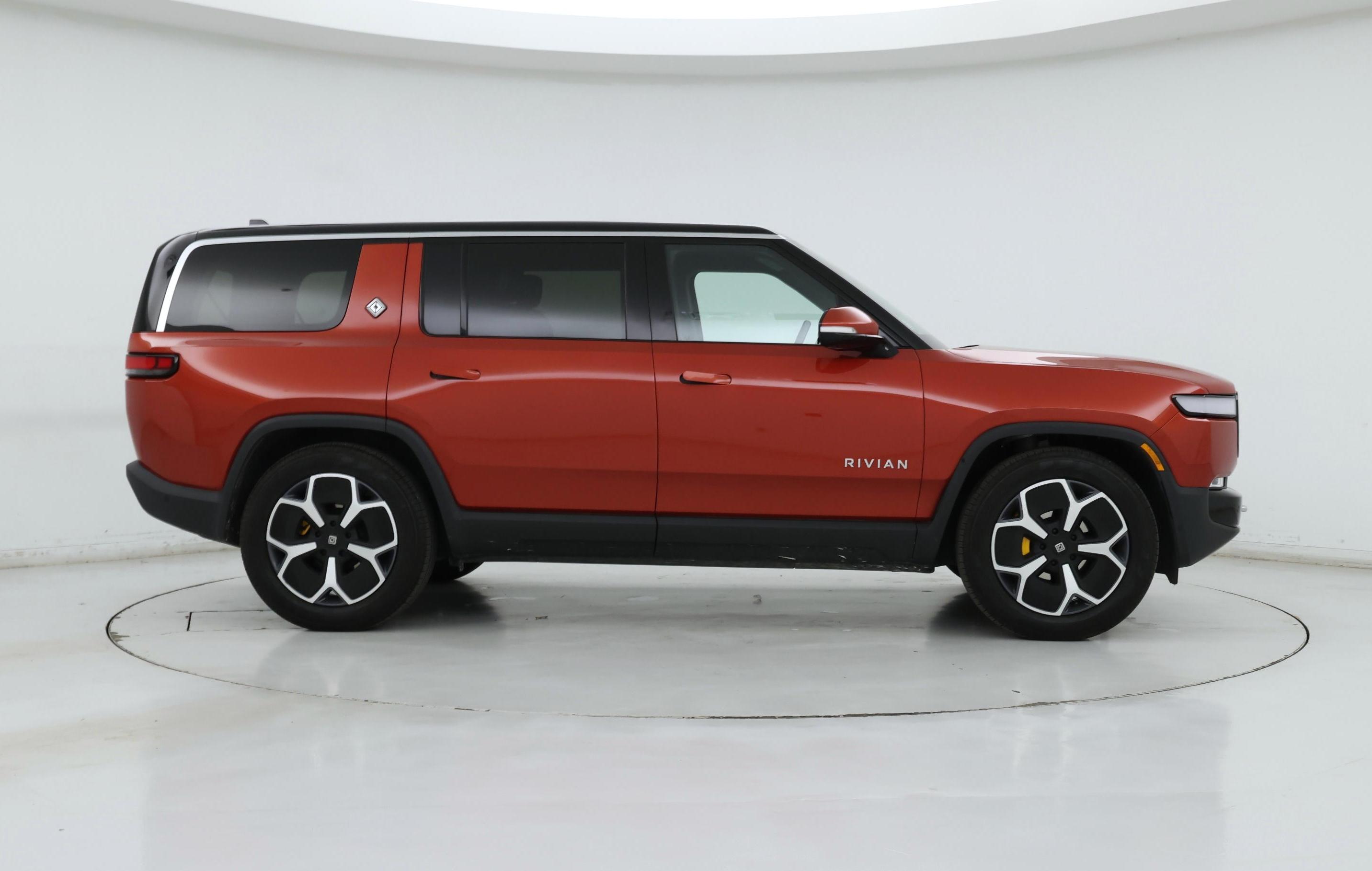 Thumbnail: 2024 Rivian R1S - 7