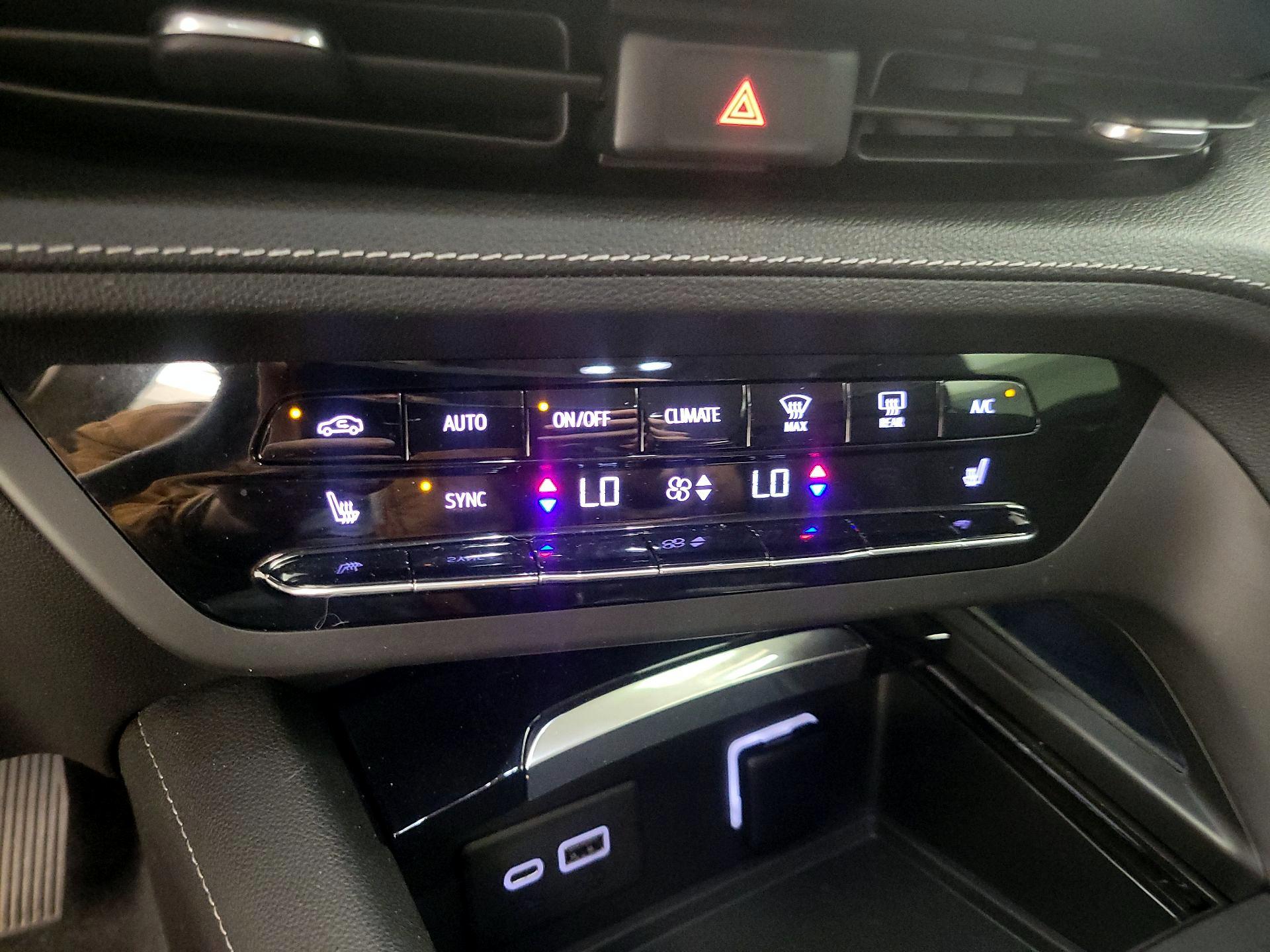 Thumbnail: 2021 Buick Envision - 16