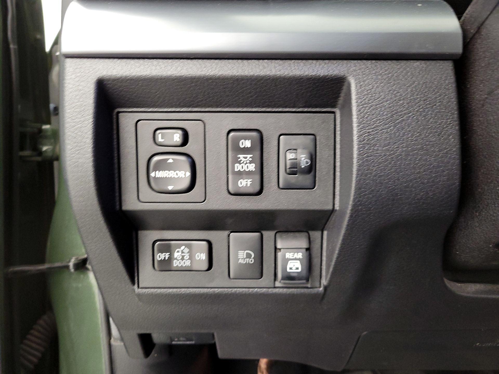 Thumbnail: 2020 Toyota Tundra - 13