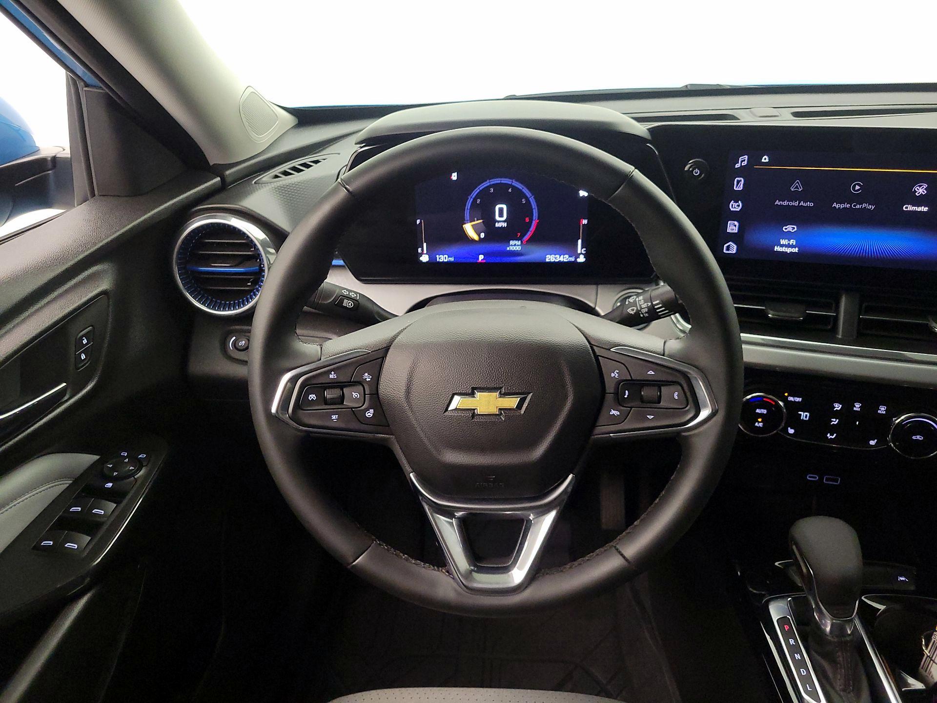 Thumbnail: 2025 Chevrolet Trax - 10