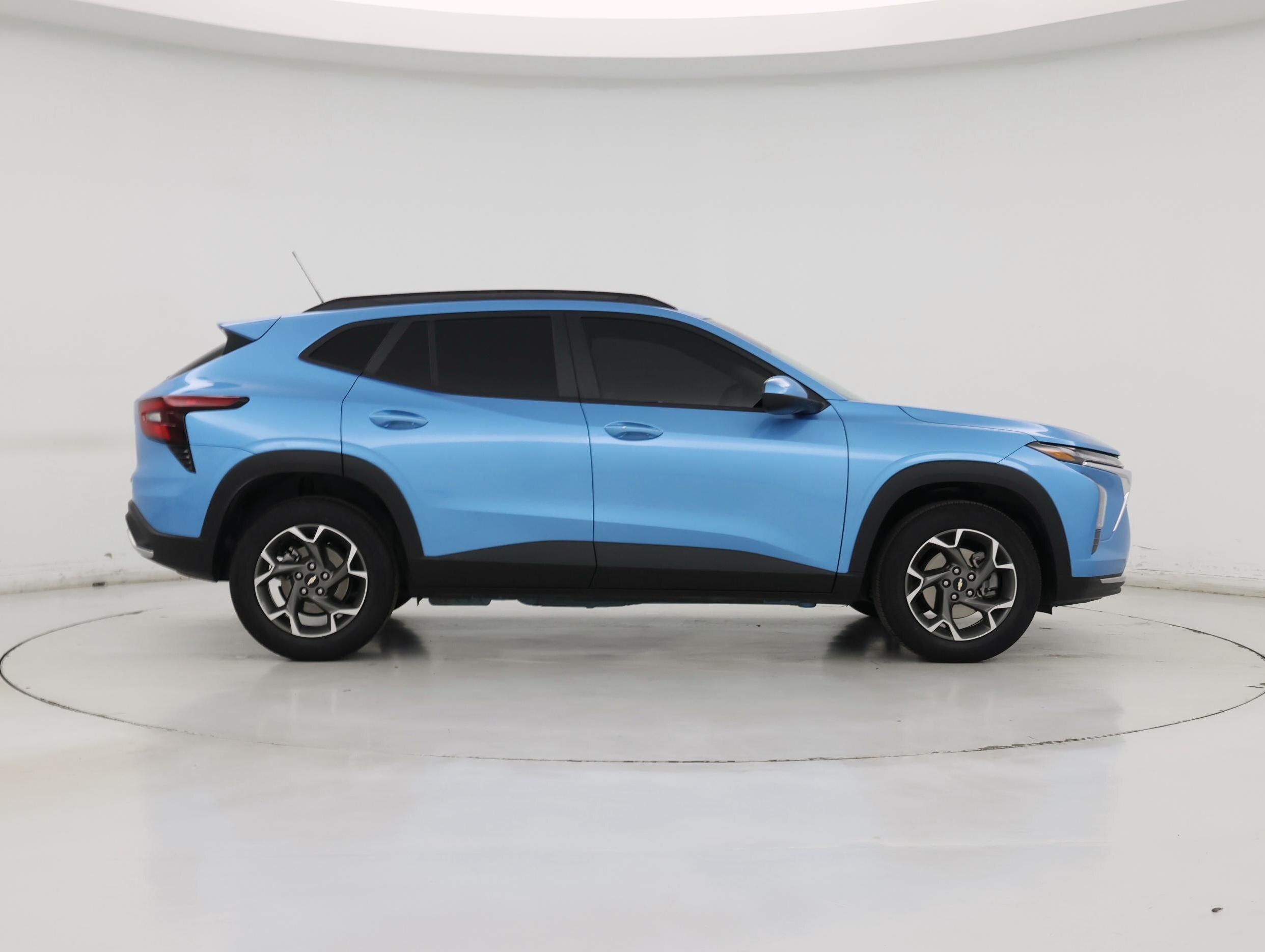 Thumbnail: 2025 Chevrolet Trax - 7