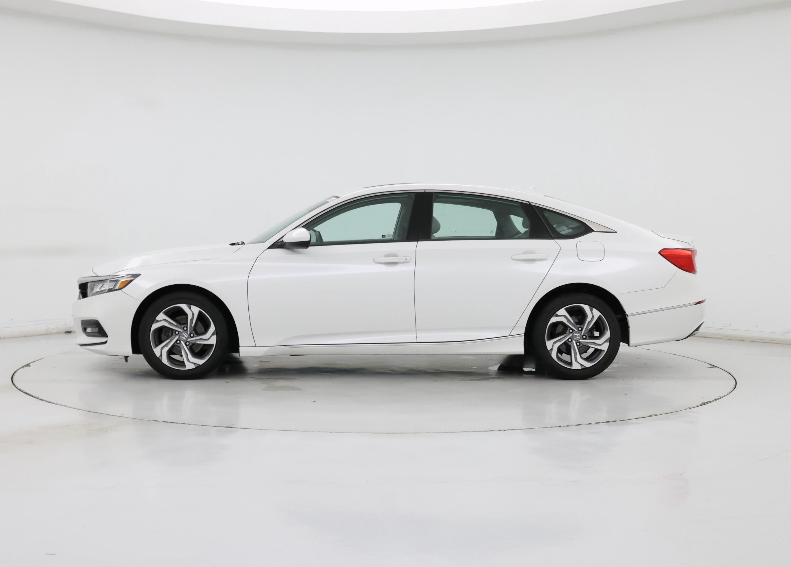Thumbnail: 2018 Honda Accord - 3
