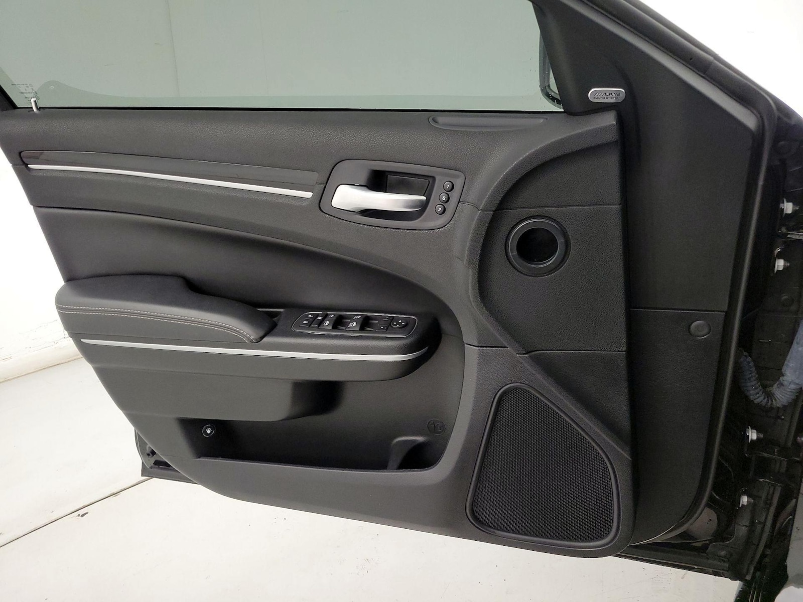2023 Chrysler 300 S - Photo 13
