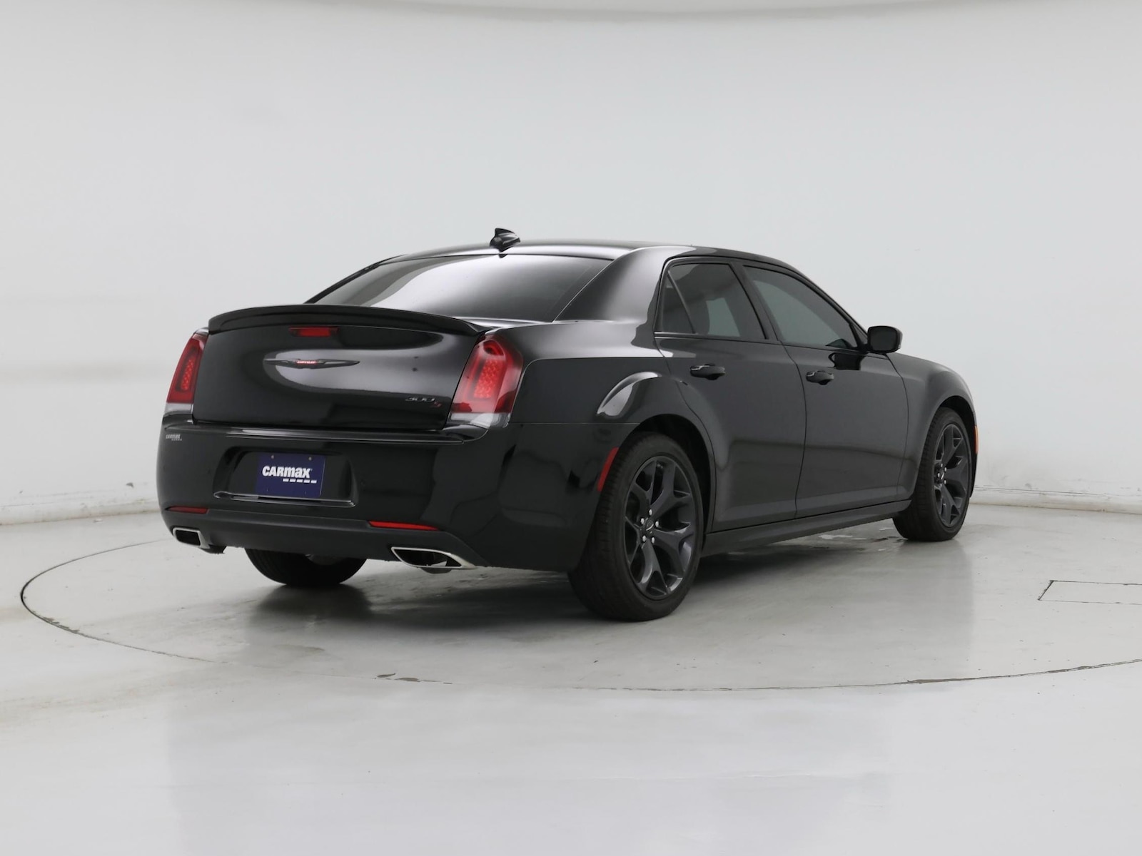 2023 Chrysler 300 S - Photo 9
