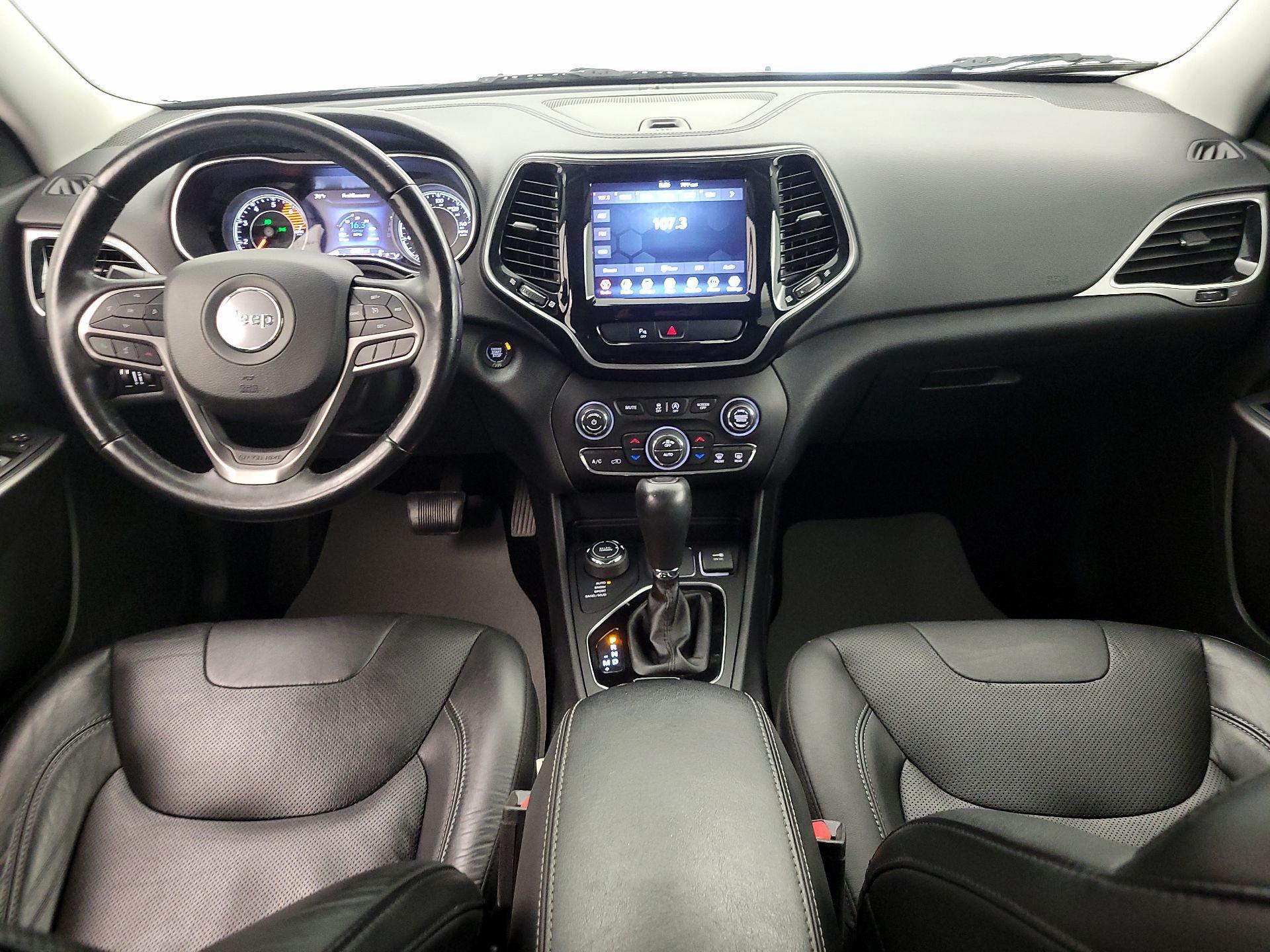 Thumbnail: 2020 Jeep Cherokee - 9