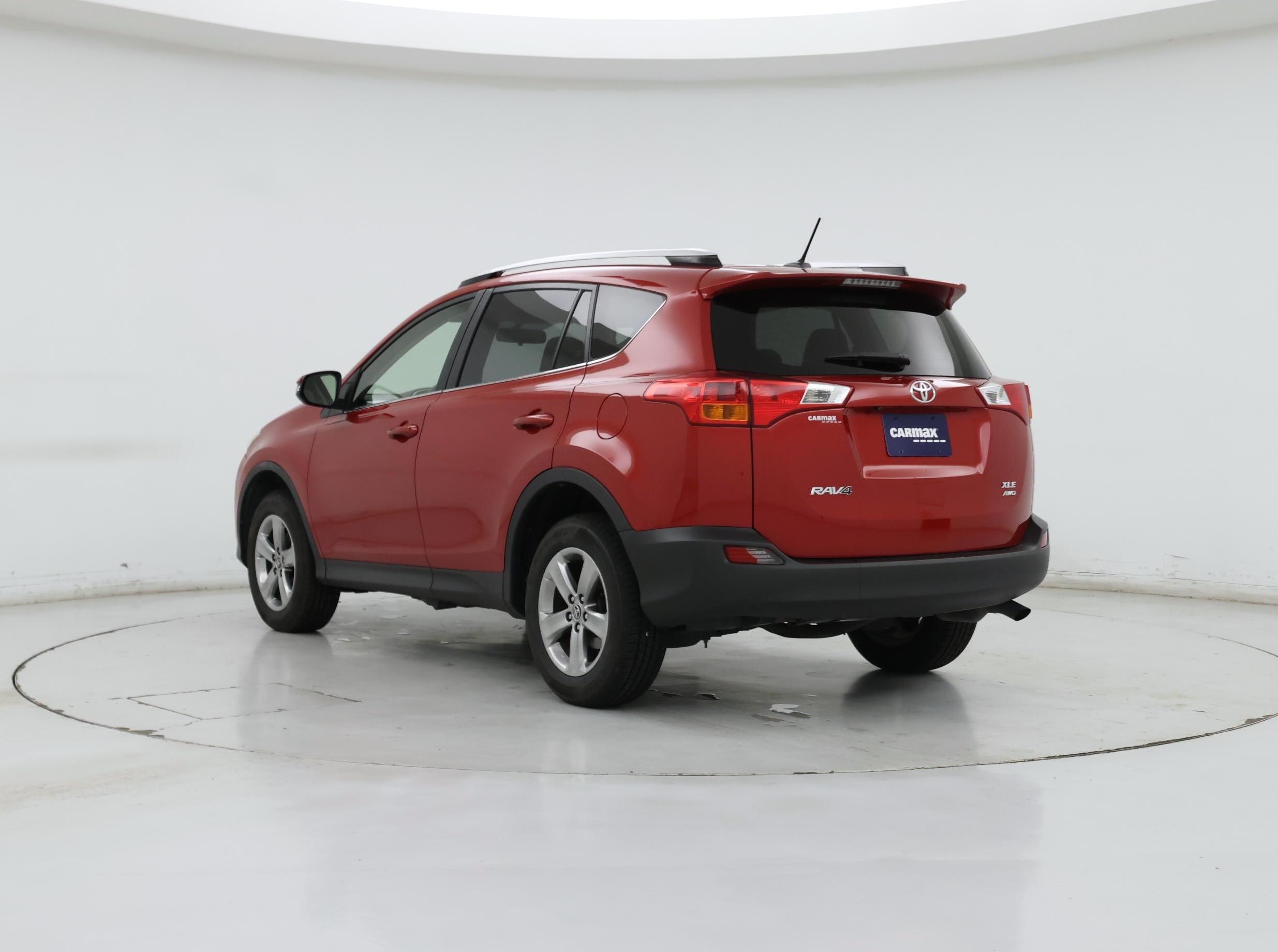 Thumbnail: 2015 Toyota RAV4 - 2
