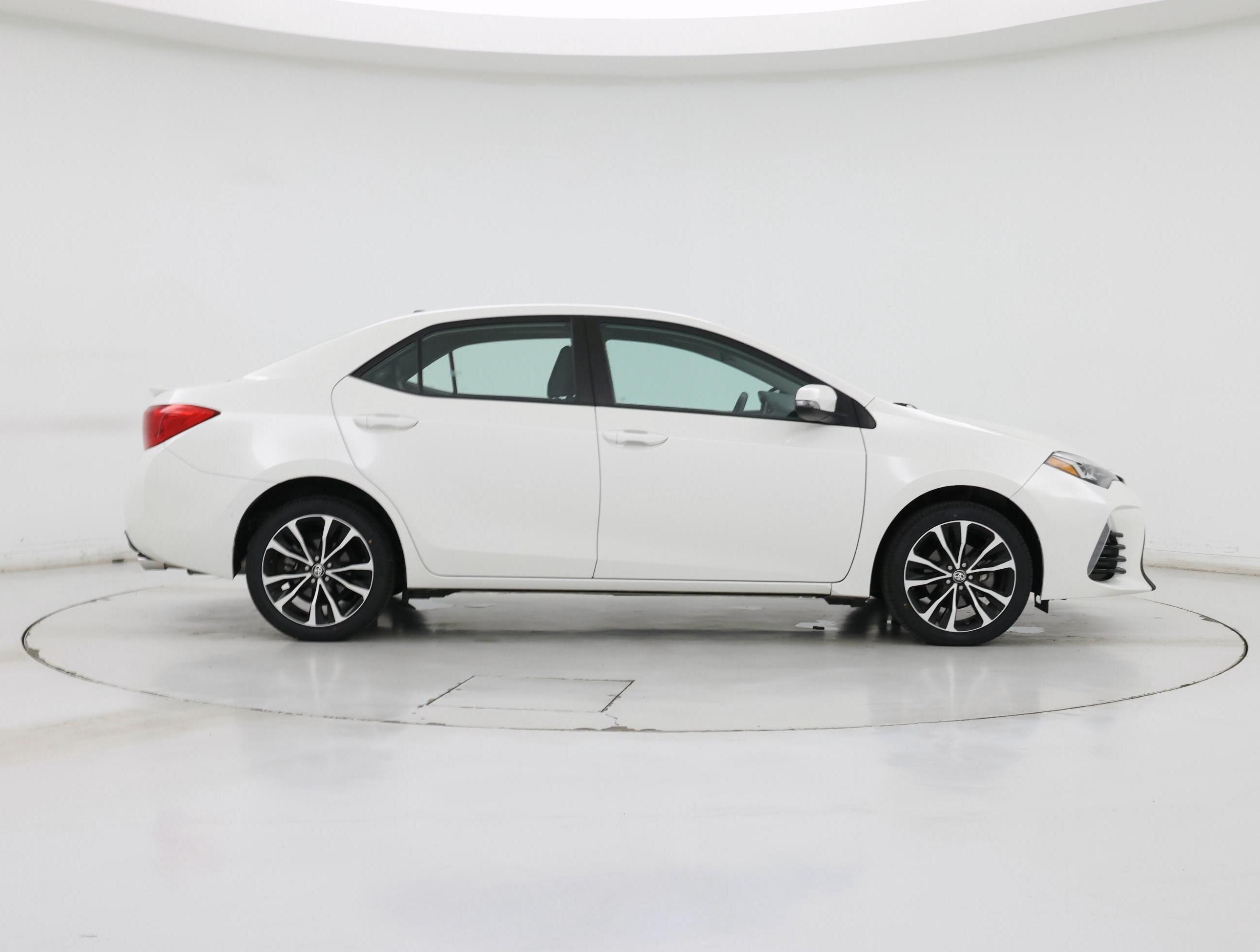 Thumbnail: 2018 Toyota Corolla - 7