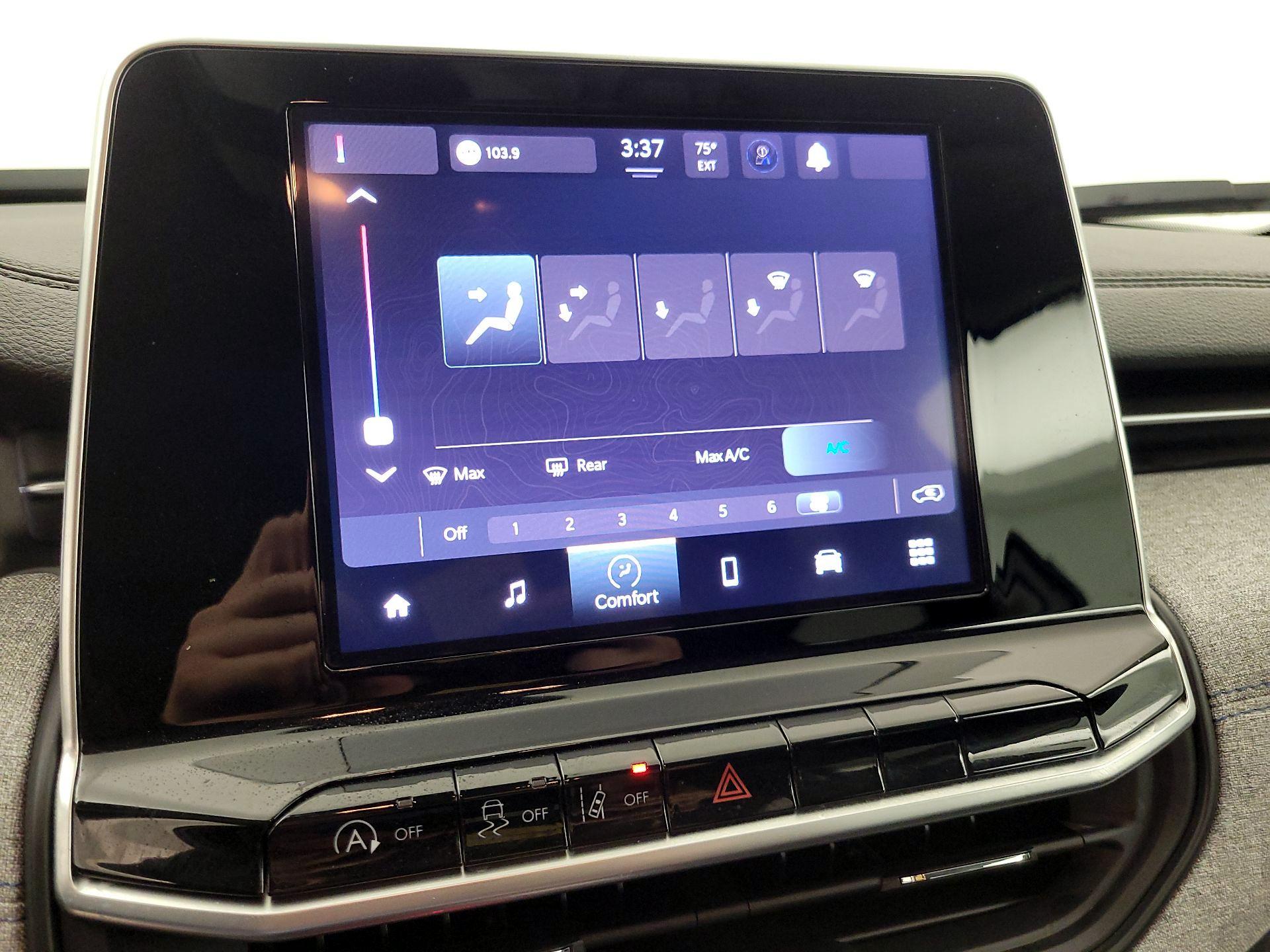 Thumbnail: 2022 Jeep Compass - 15