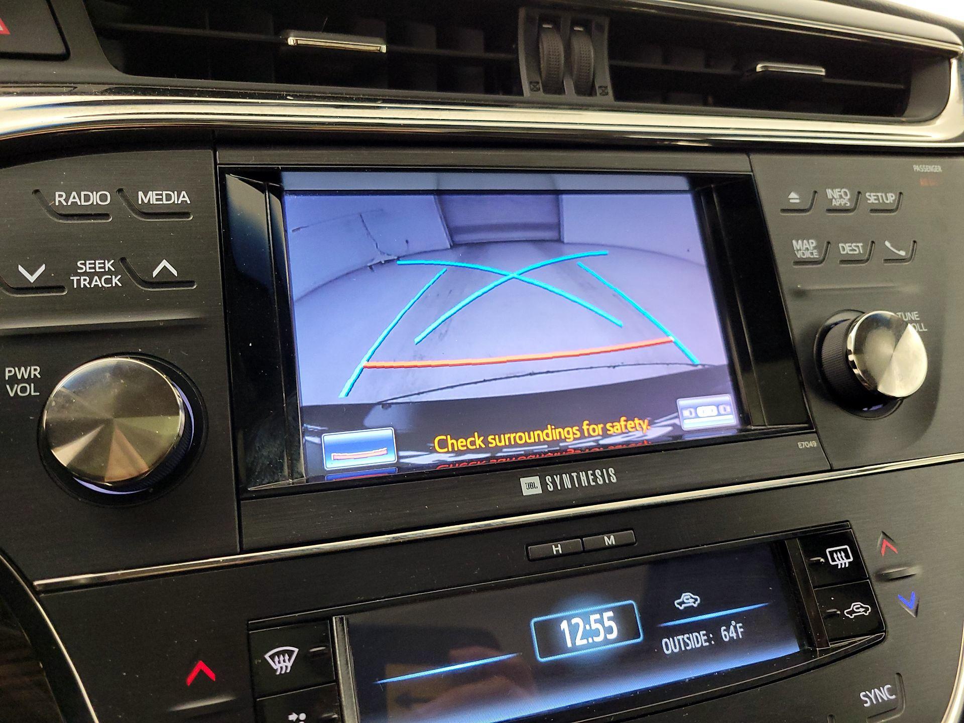 Thumbnail: 2014 Toyota Avalon - 15