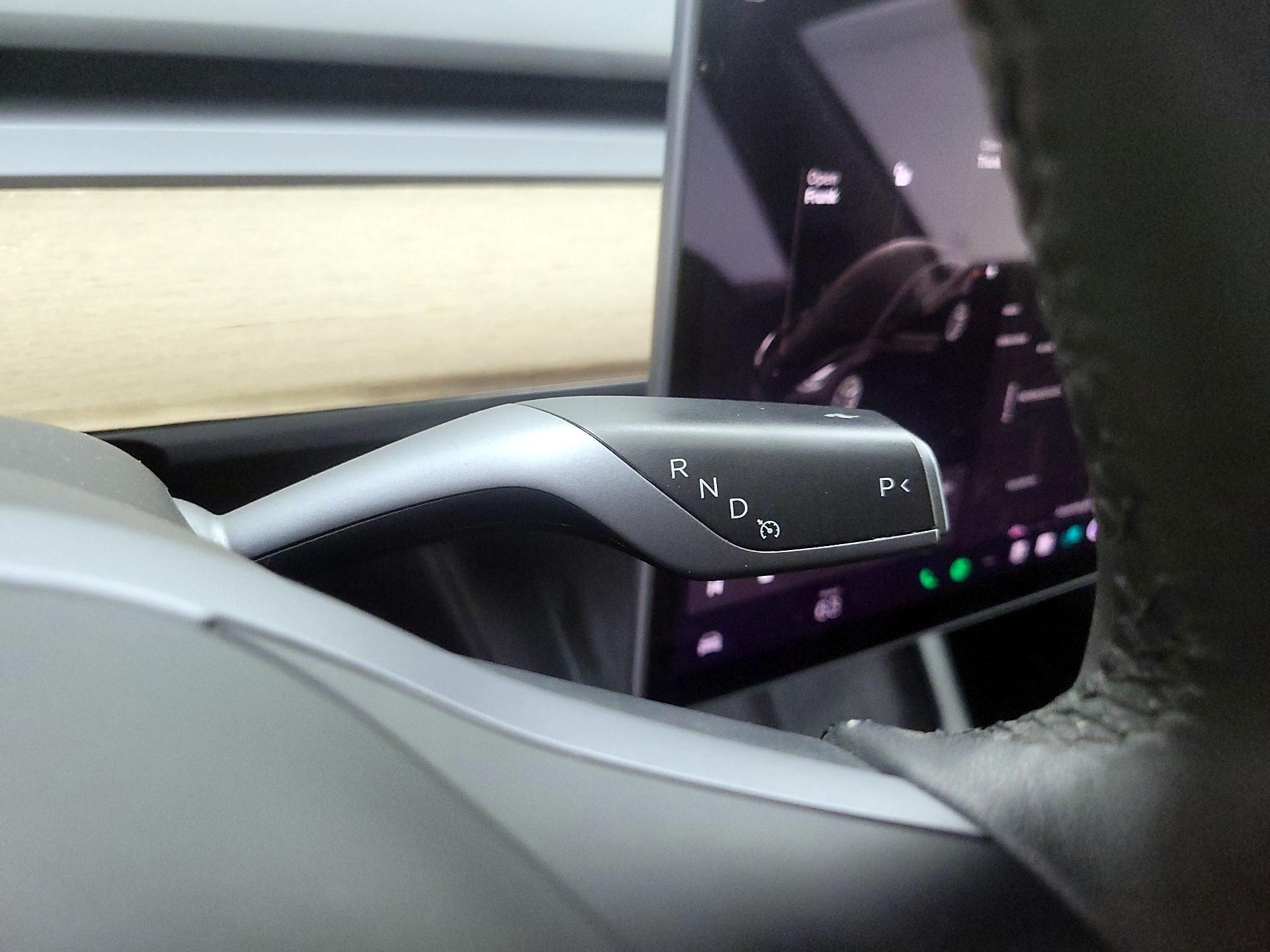 Thumbnail: 2022 Tesla Model 3 - 17