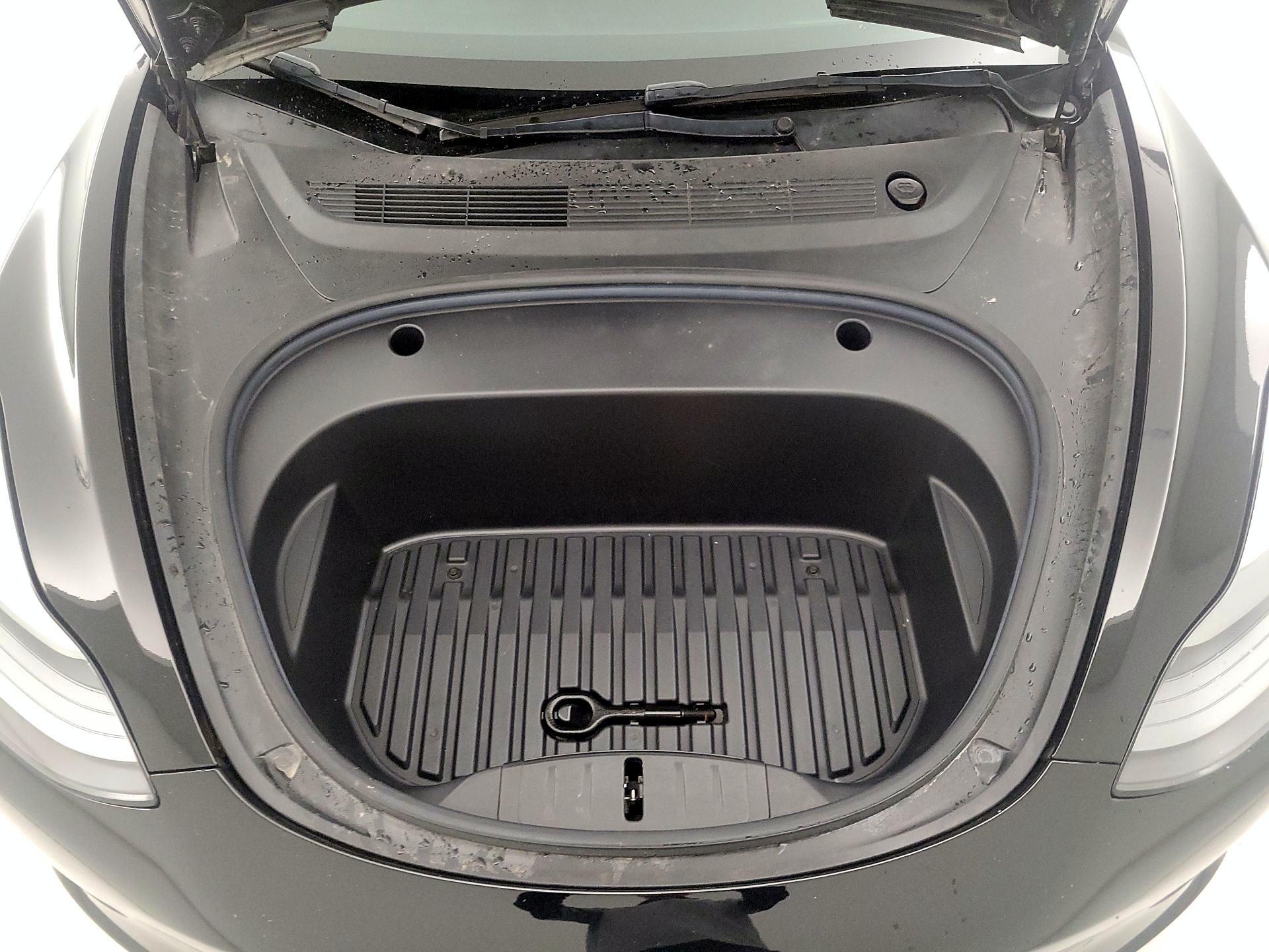 Thumbnail: 2022 Tesla Model 3 - 20