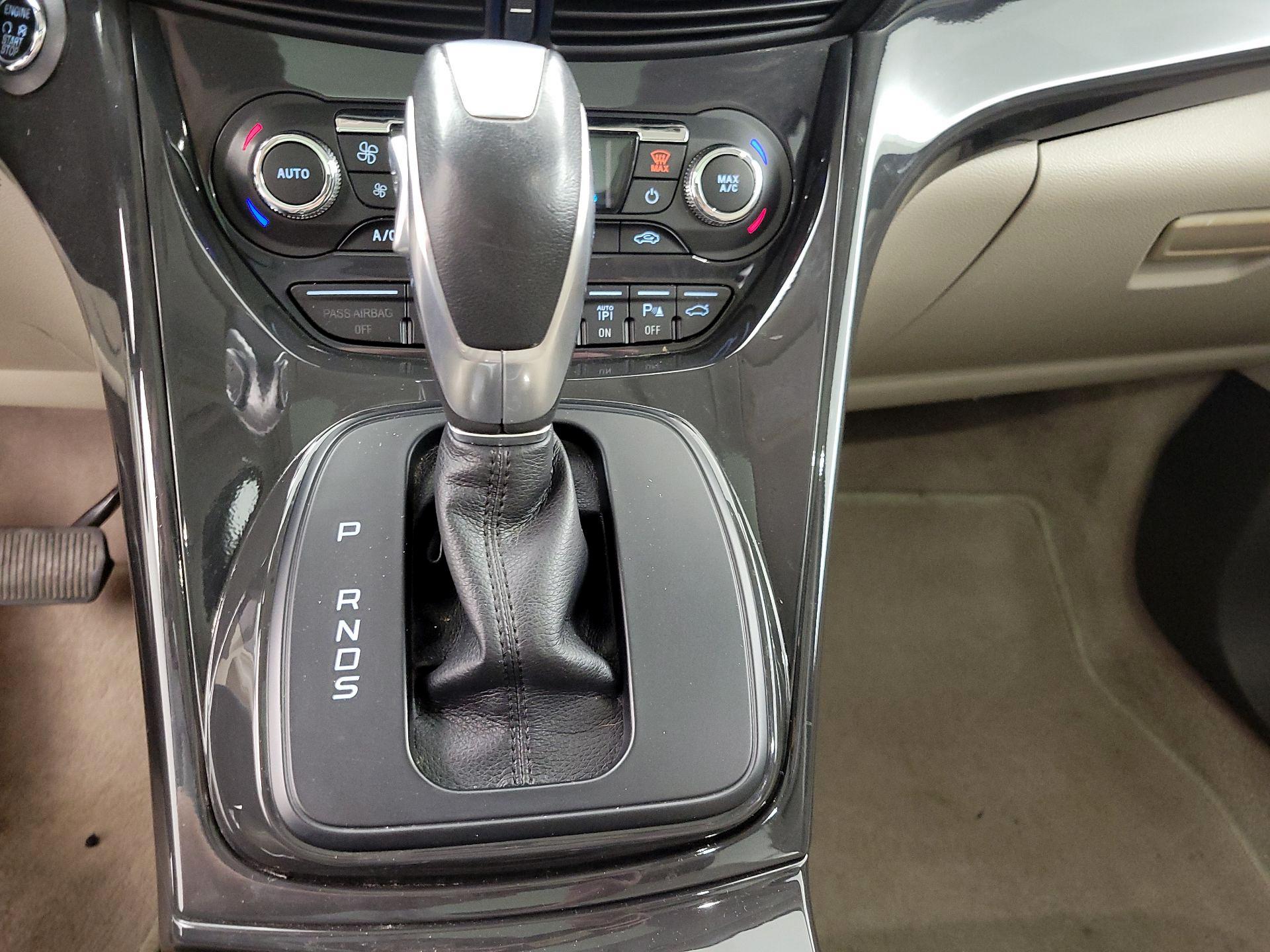Thumbnail: 2014 Ford Escape - 17
